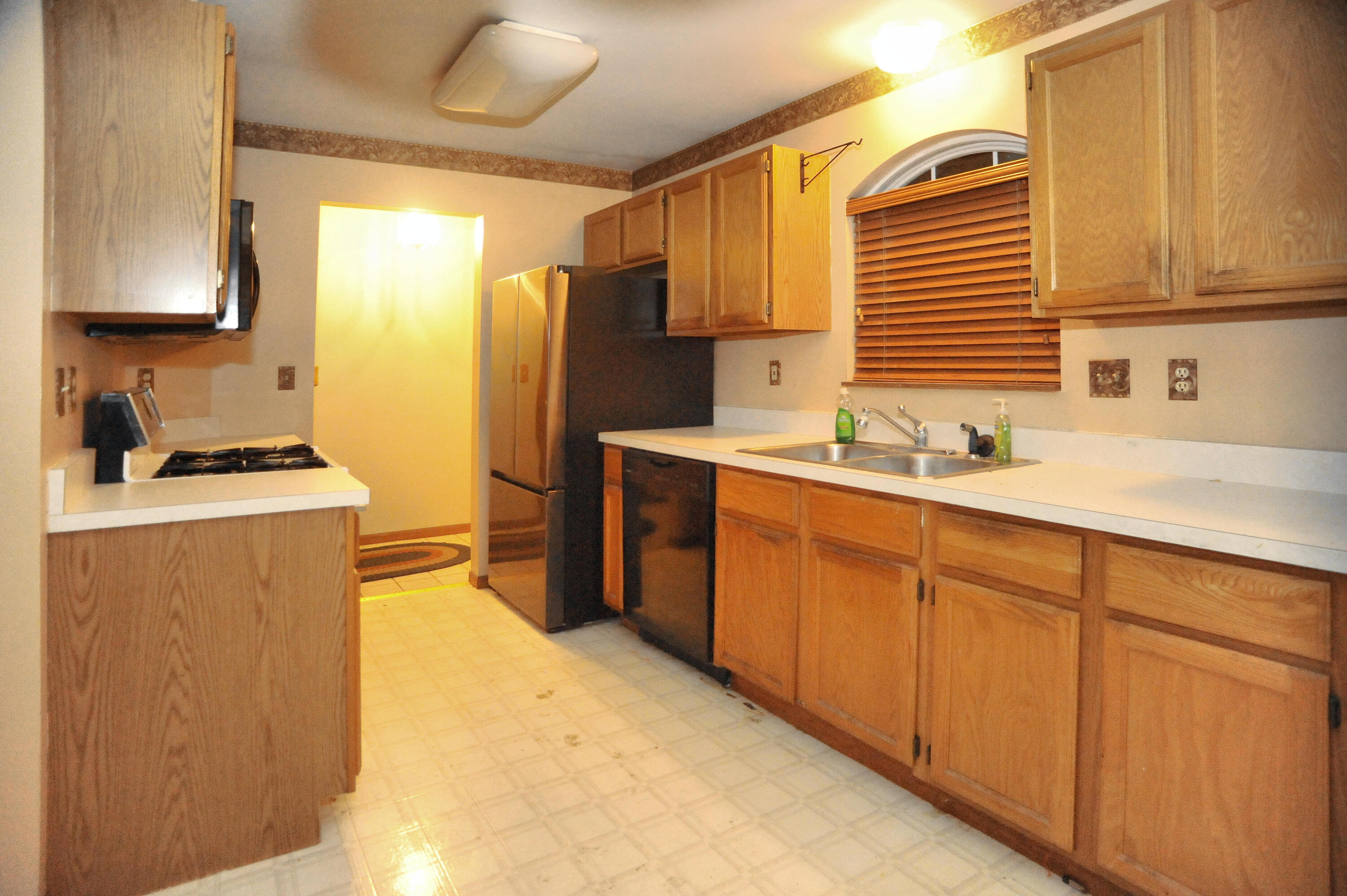 751 Forest Glen Drive