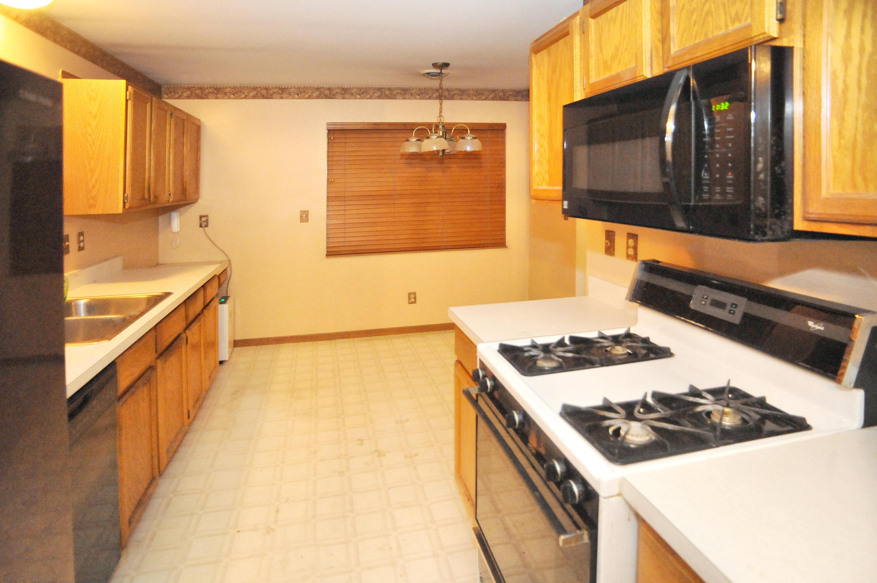 751 Forest Glen Drive