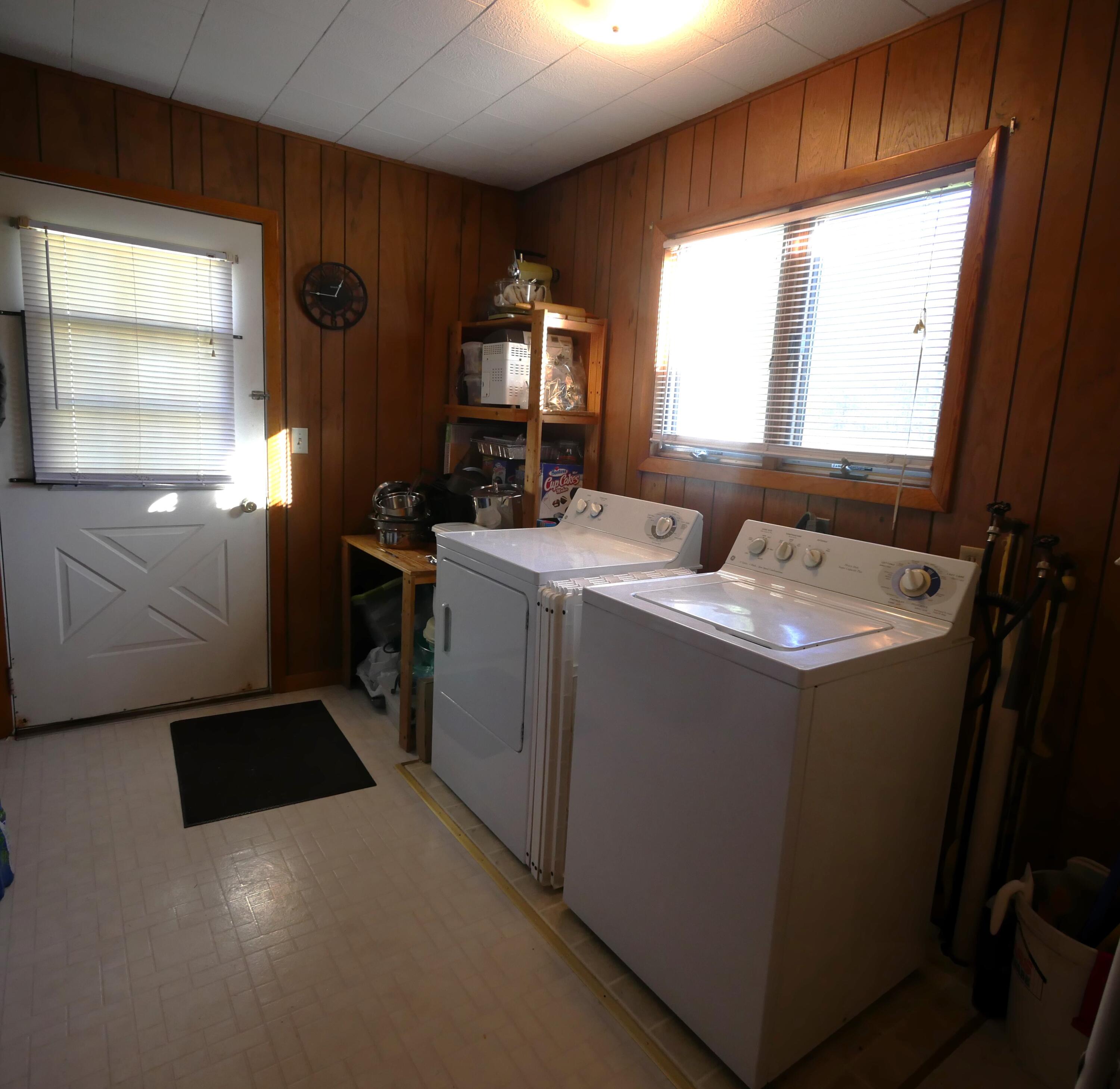 18831 Pleasant Valley Road