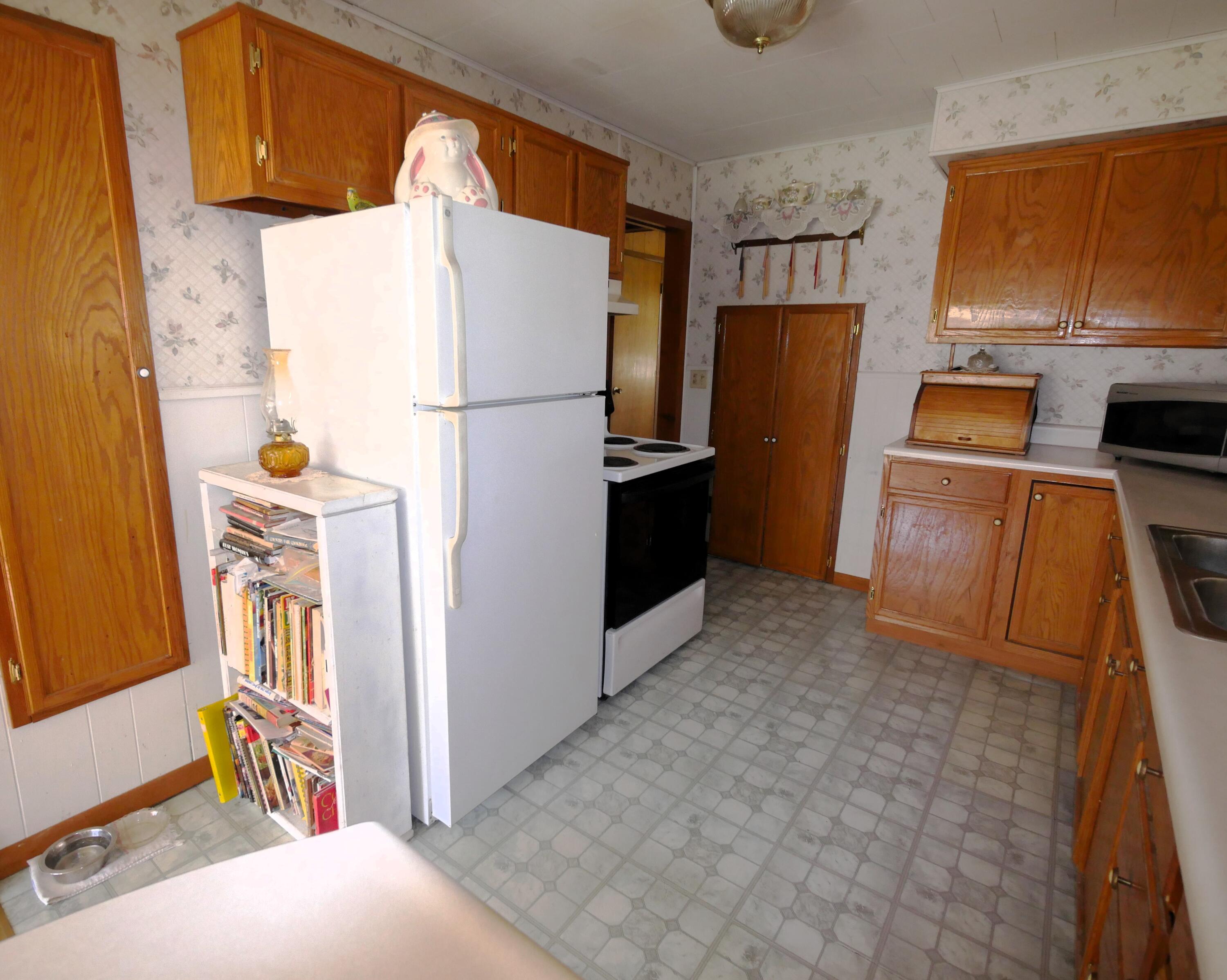 18831 Pleasant Valley Road