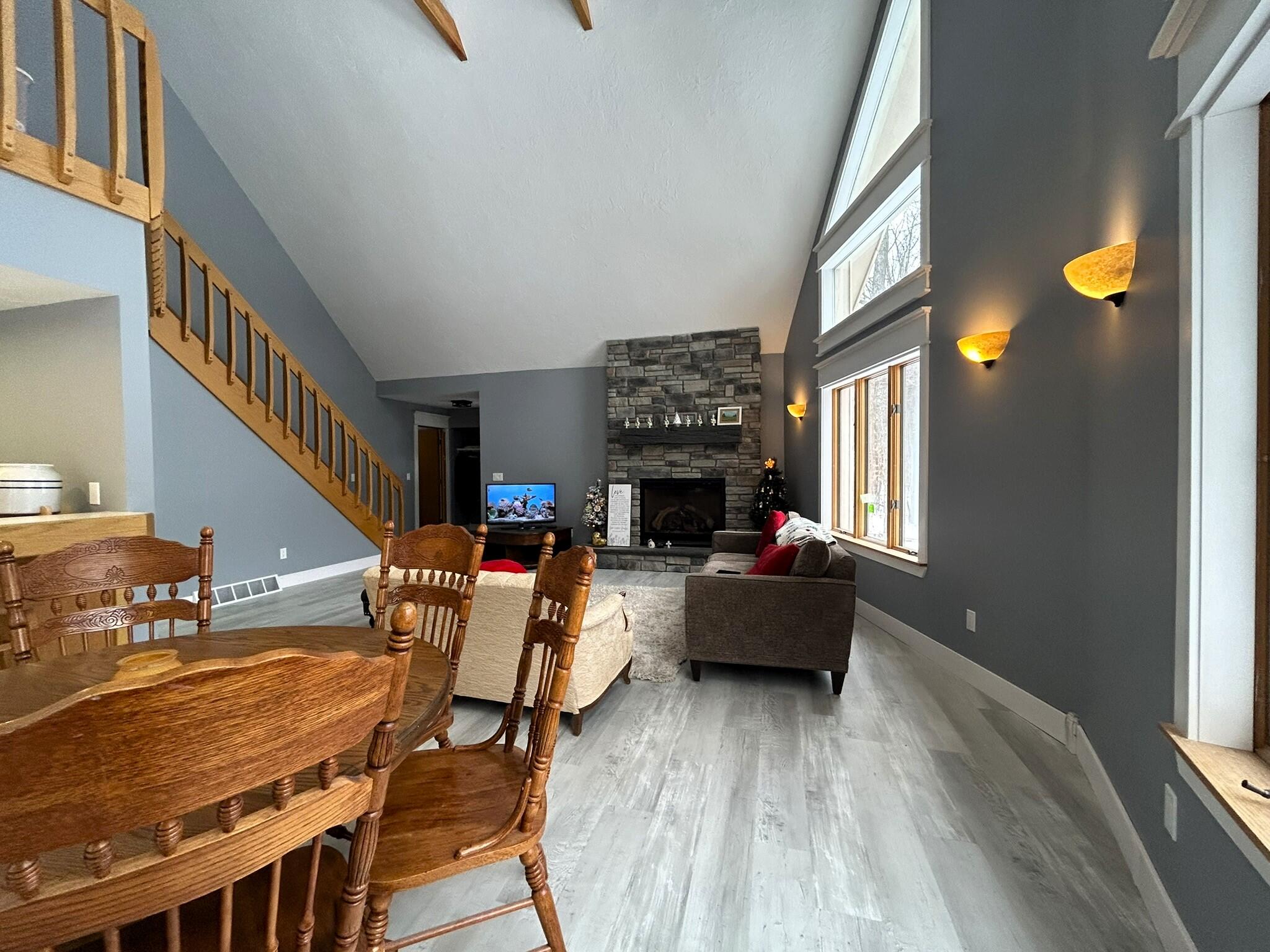 7072 Partridge Place