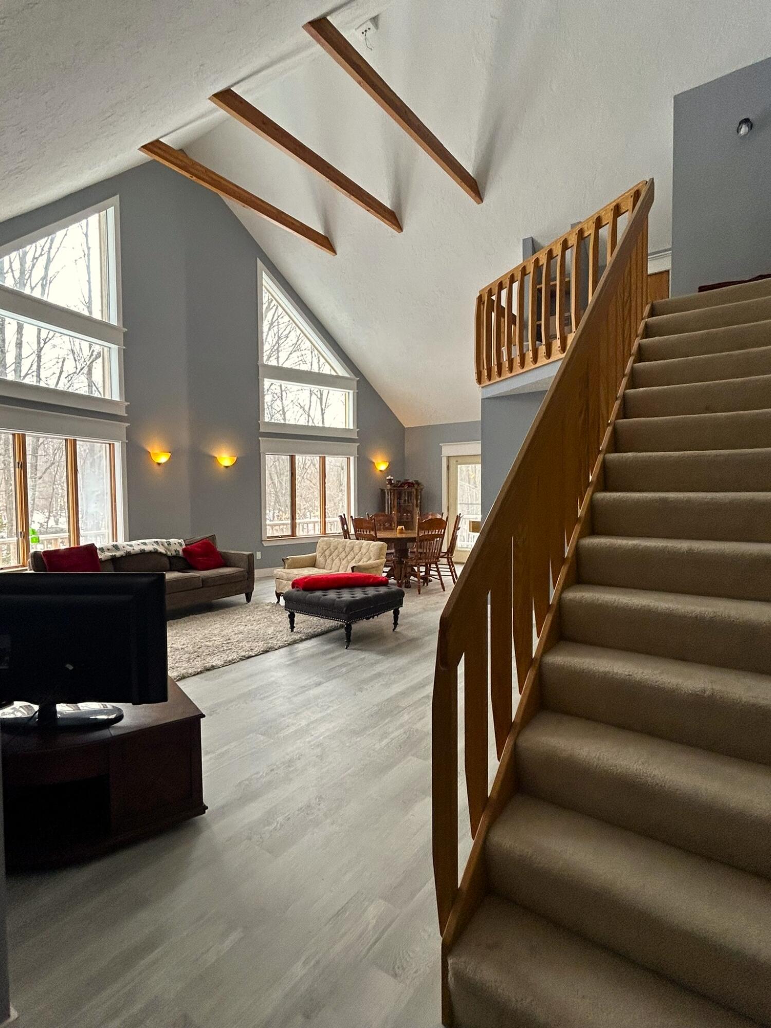 7072 Partridge Place