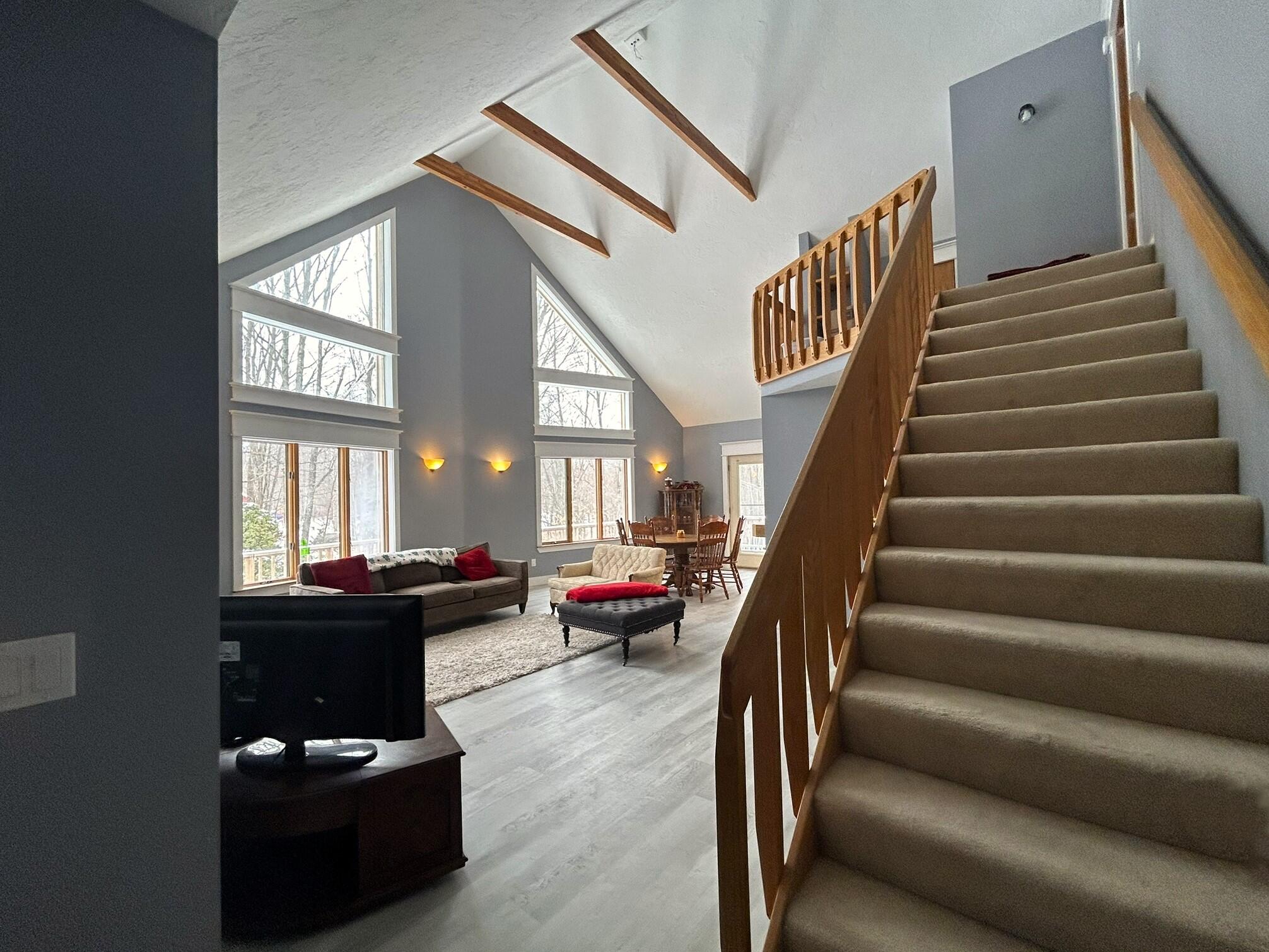 7072 Partridge Place