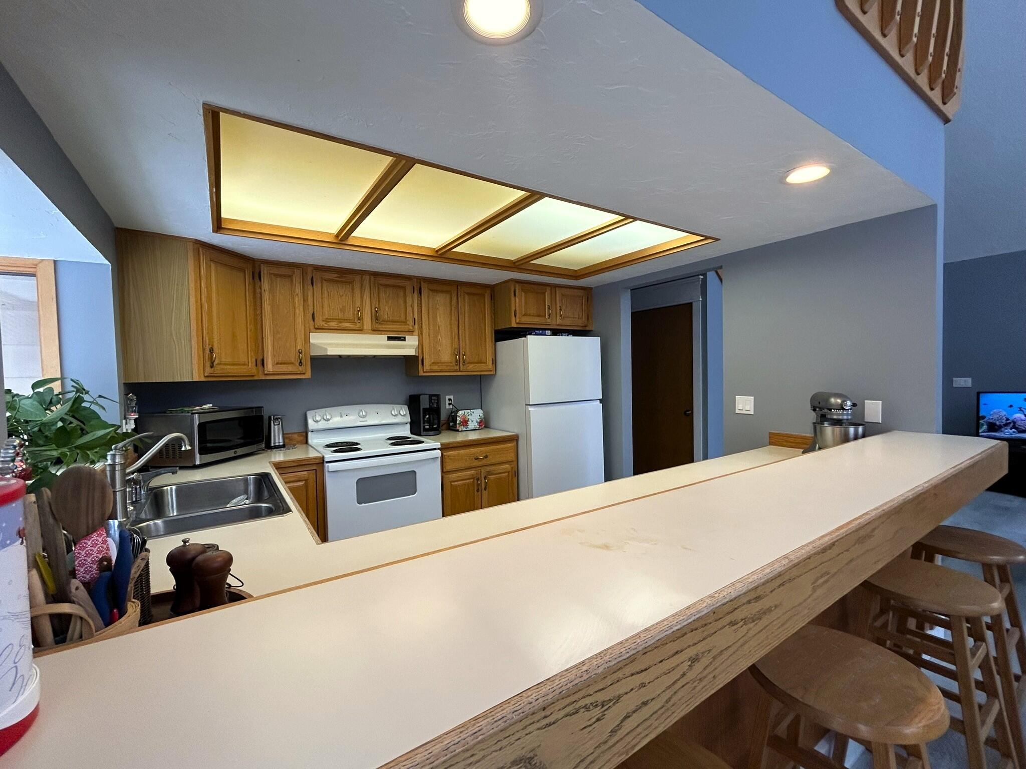 7072 Partridge Place