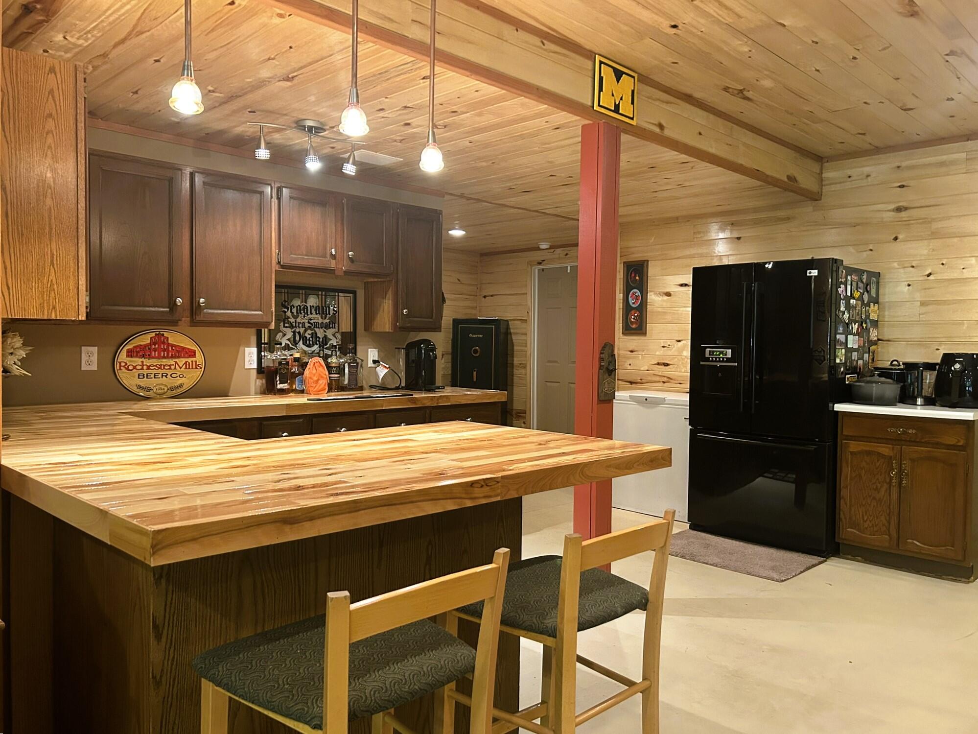 1210 S Manning Hill Road