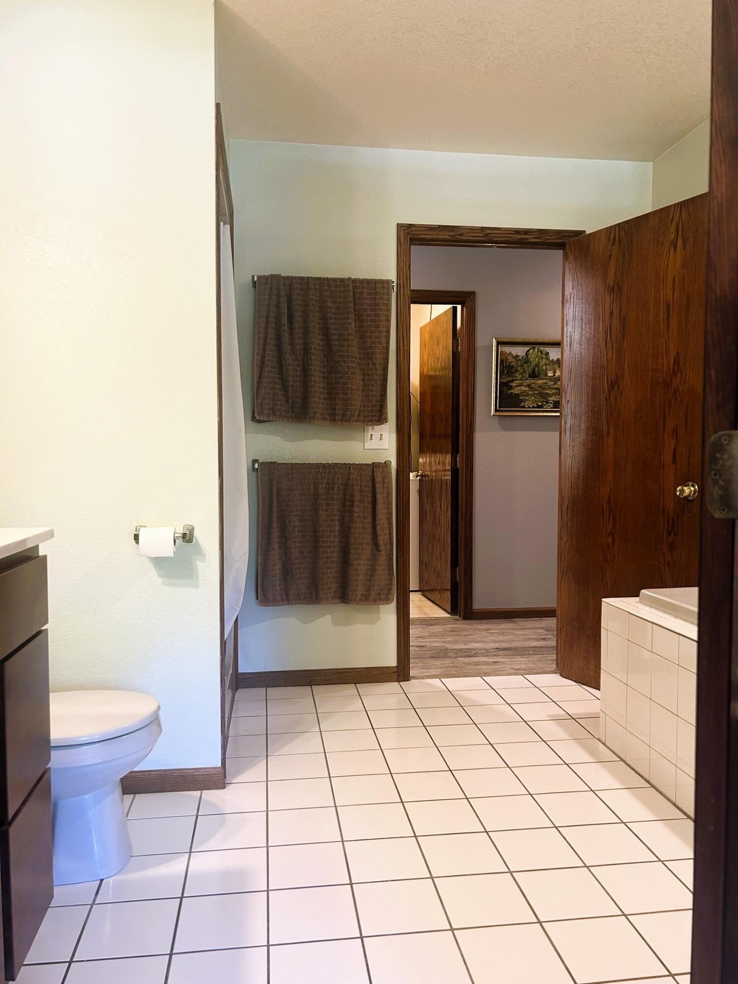 18280 Ess Lake Drive