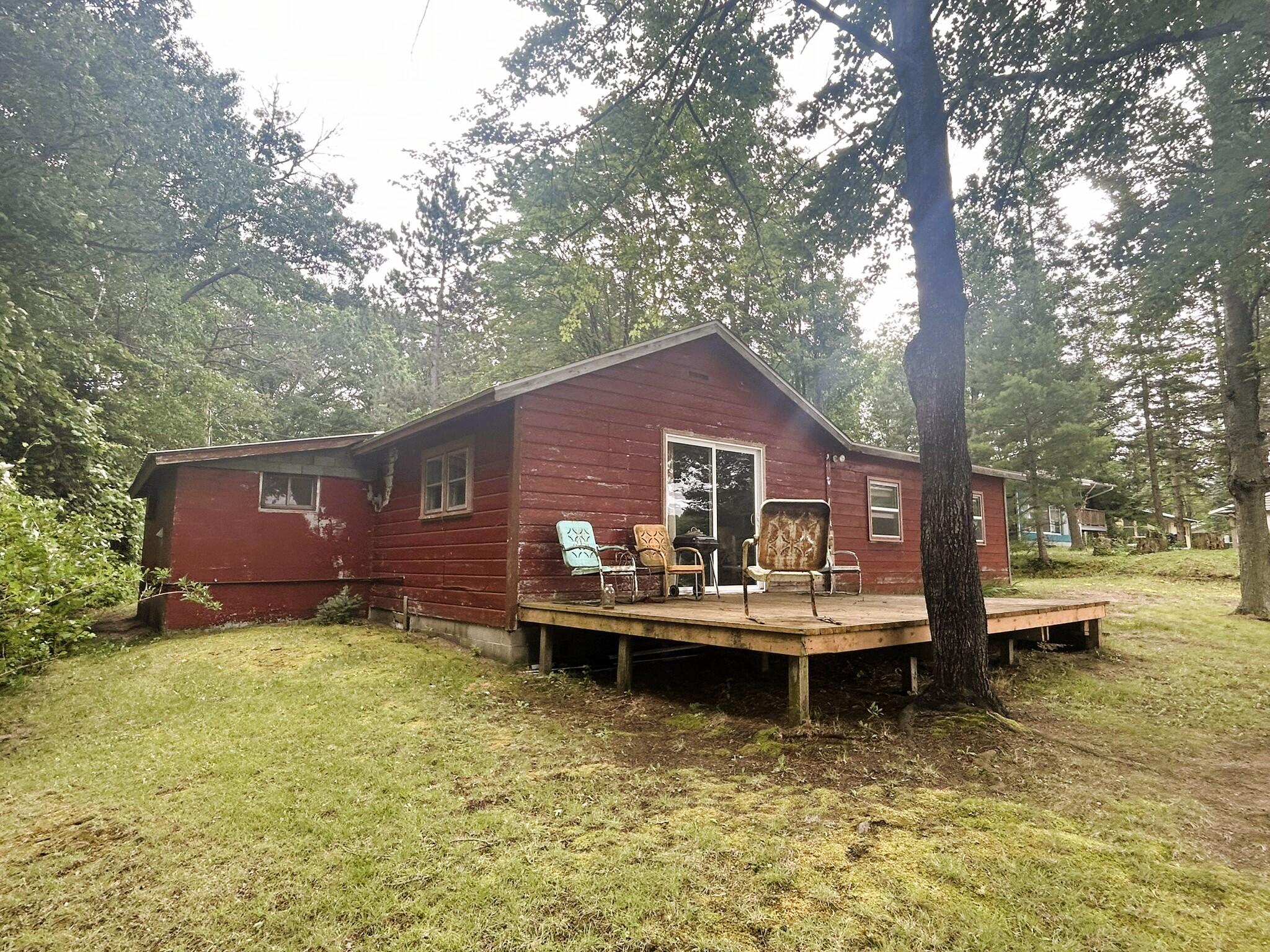 16046 Hiawatha Trail