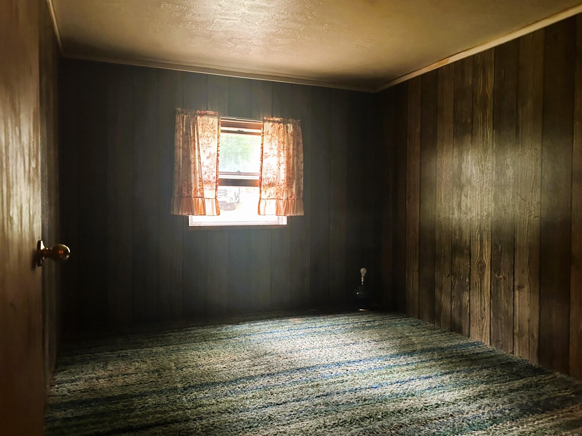 16046 Hiawatha Trail