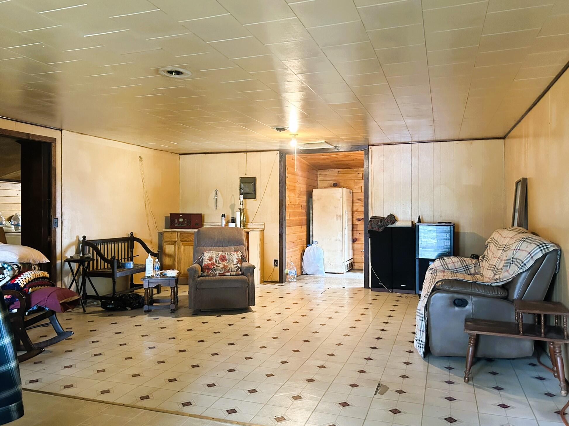 16046 Hiawatha Trail