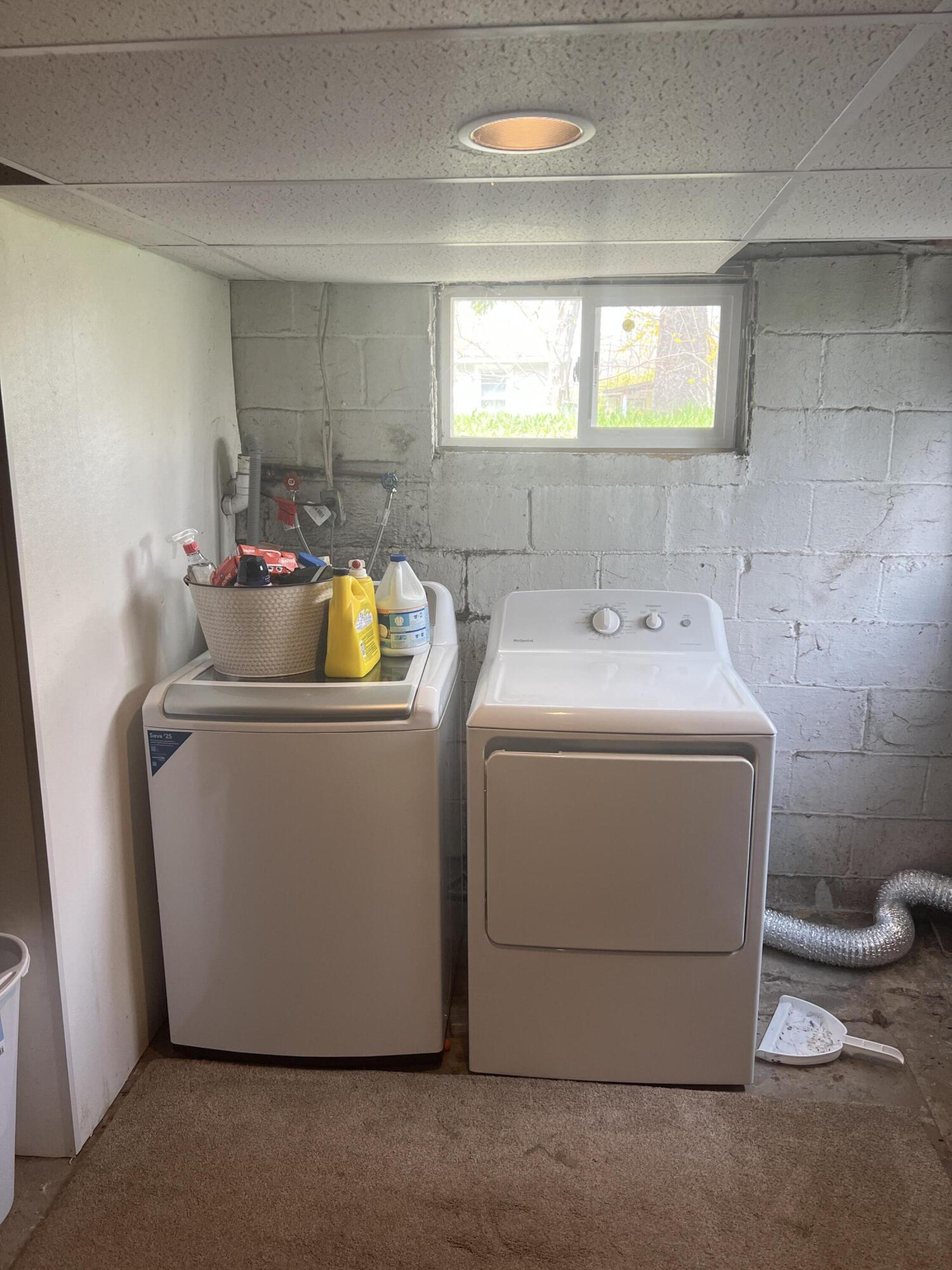 230 South County Street