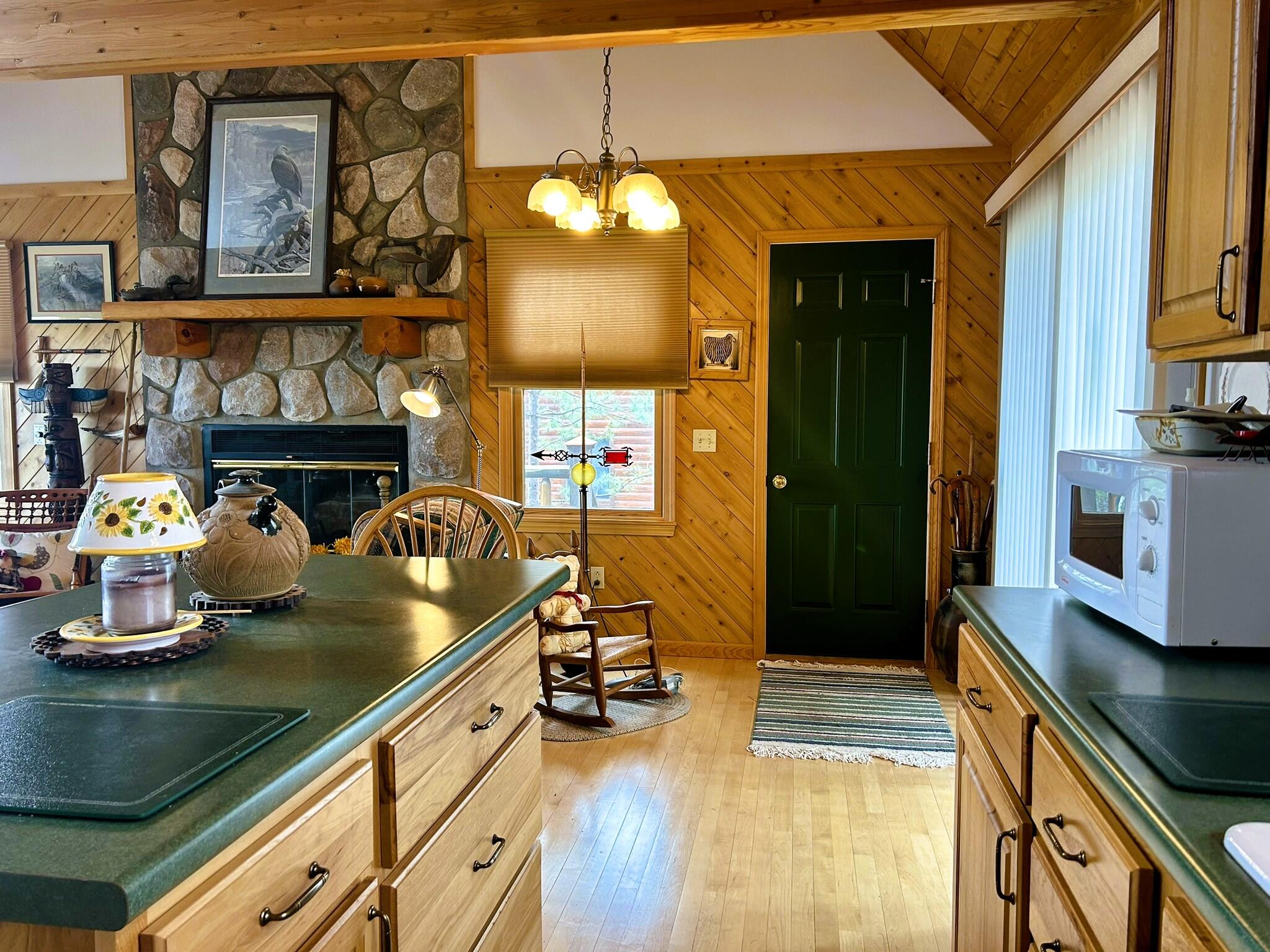 19831 Horseshoe Lake Drive