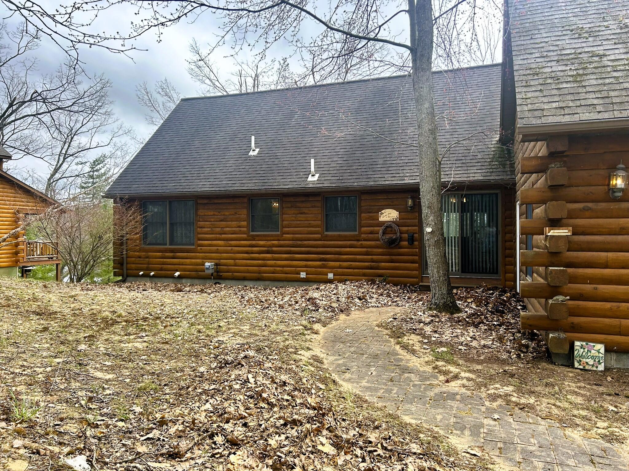 19831 Horseshoe Lake Drive