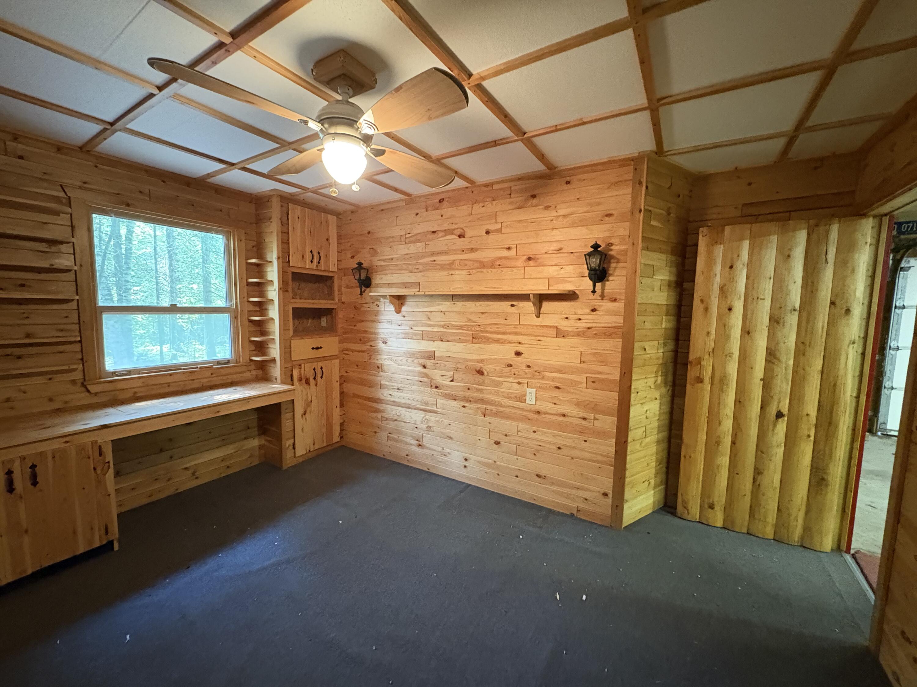 20730 E Riverside Drive