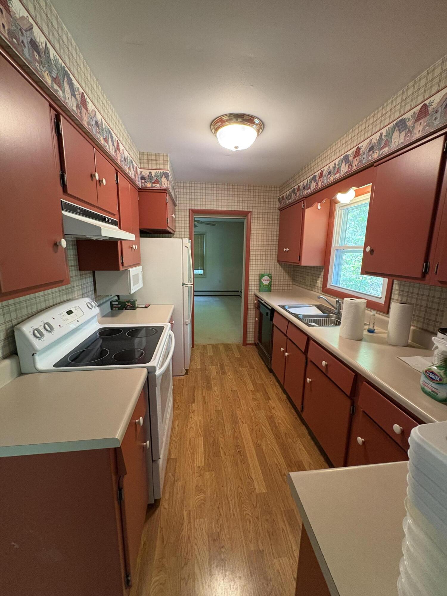 20730 E Riverside Drive