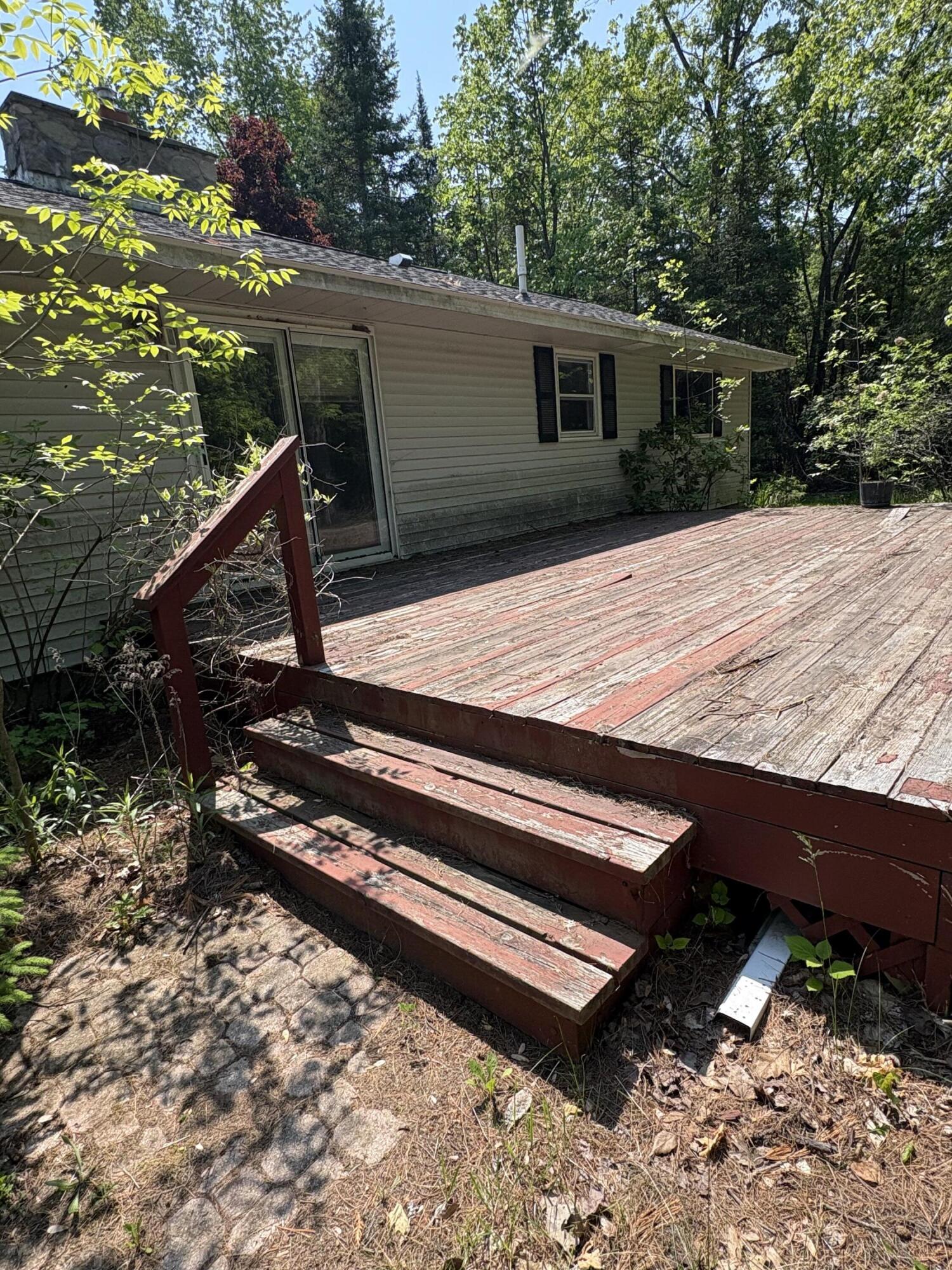 20730 E Riverside Drive