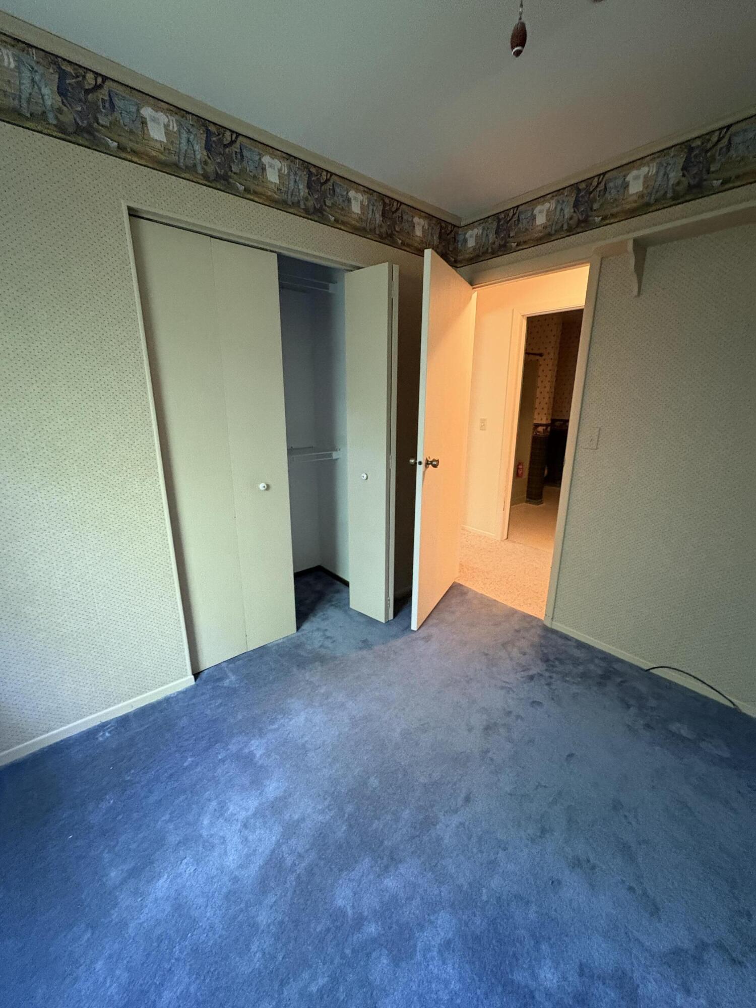 20730 E Riverside Drive