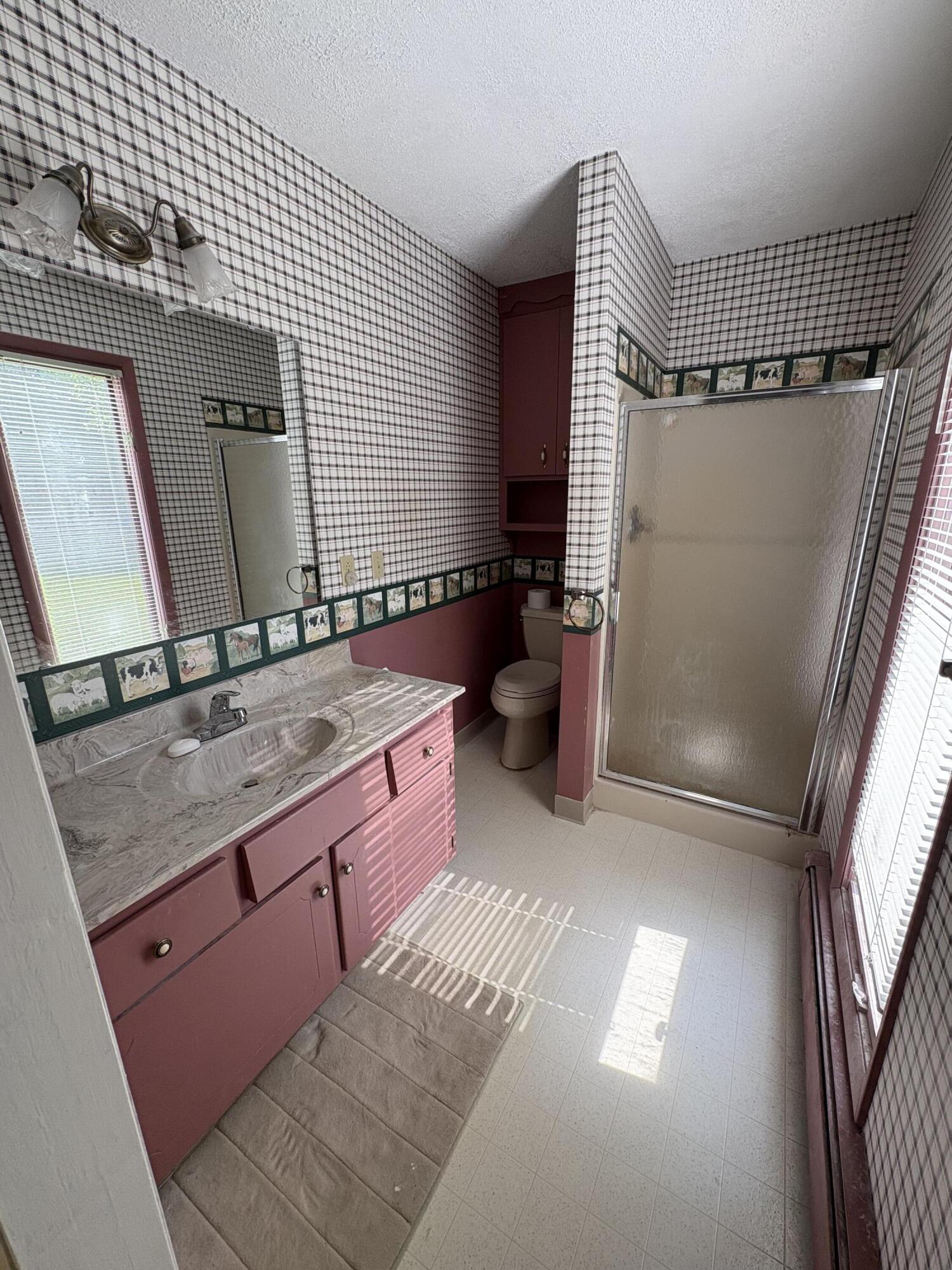 20730 E Riverside Drive