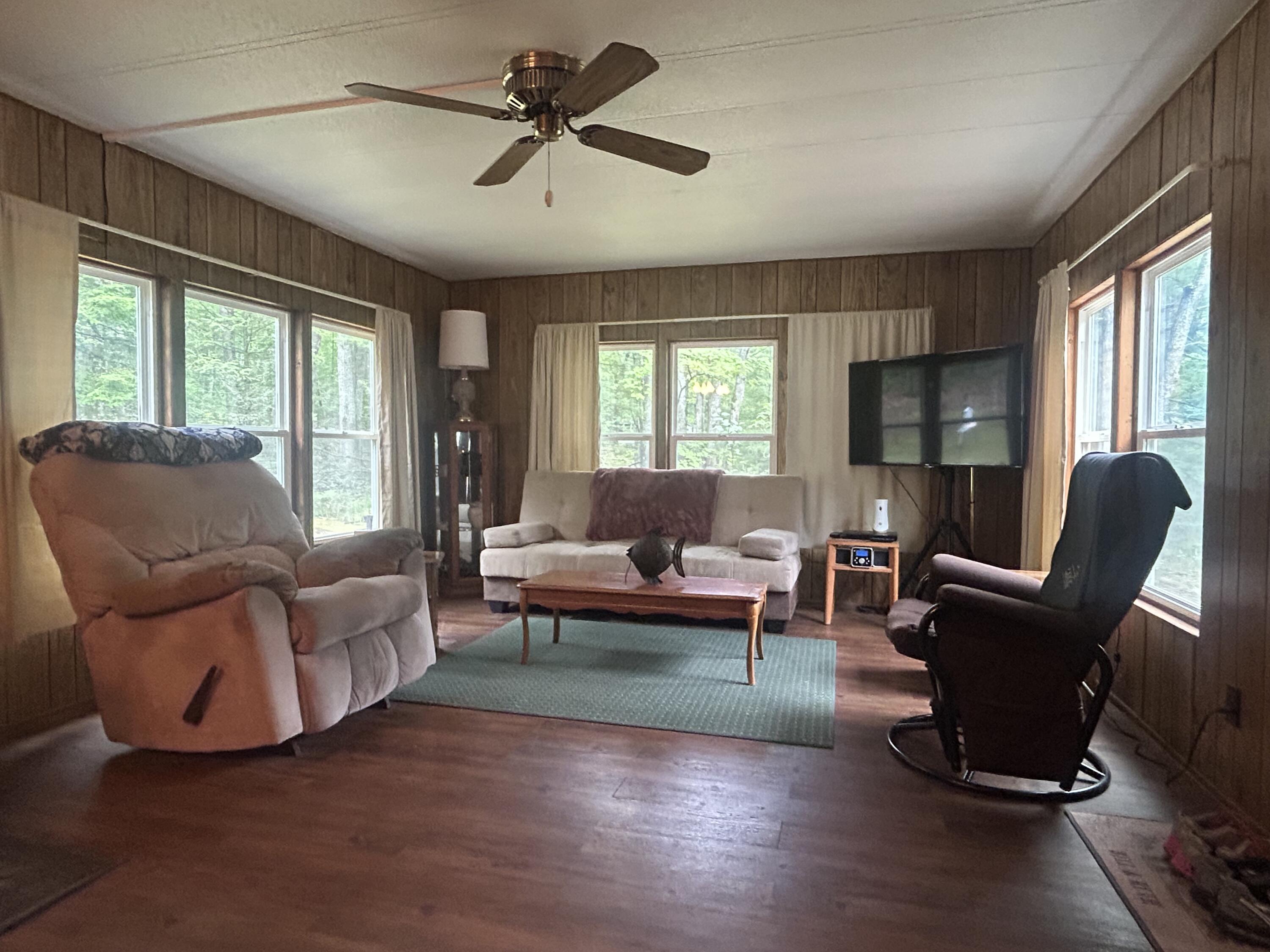 15939 Hiawatha Trail