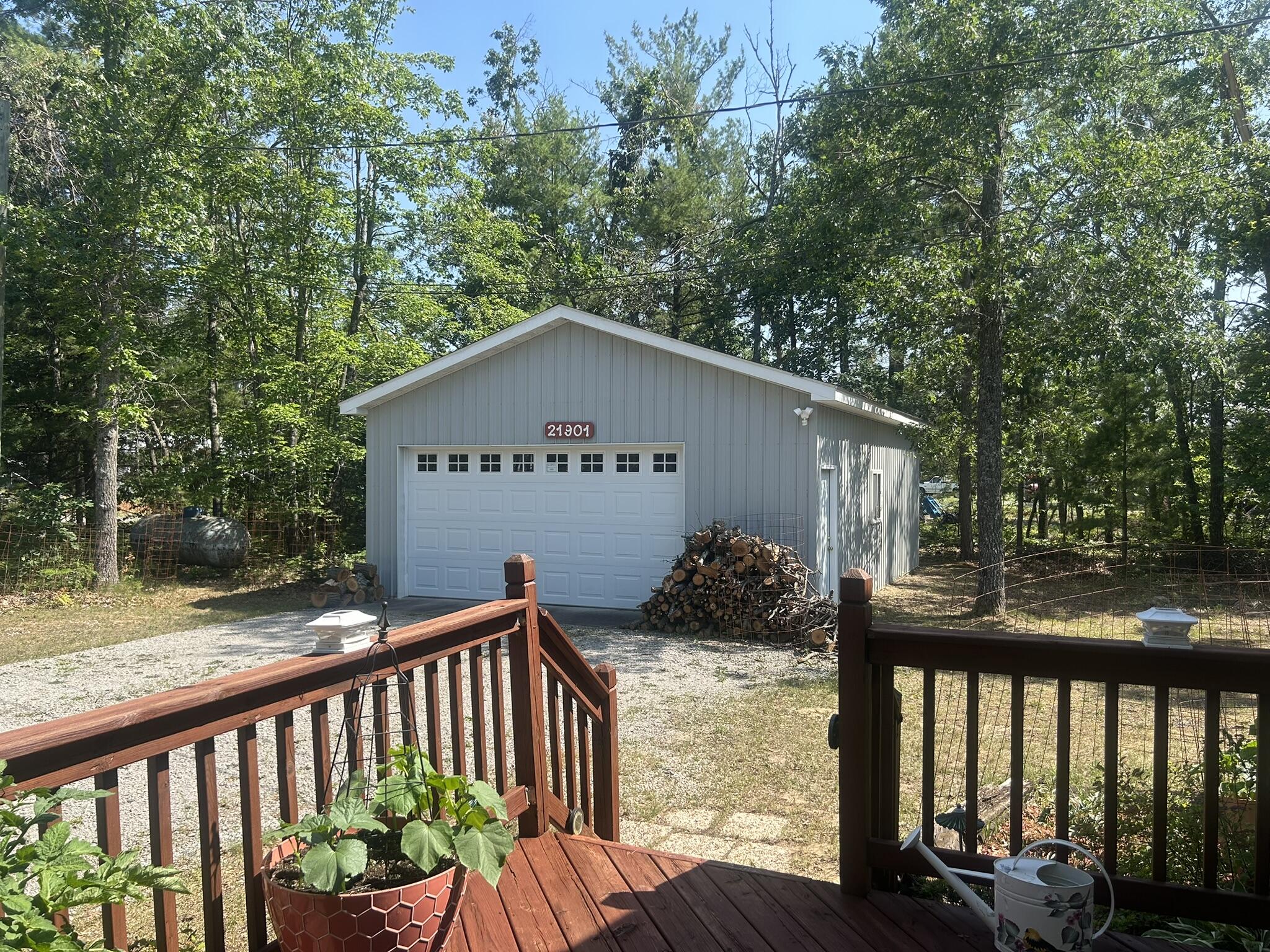 21901 Florence Avenue