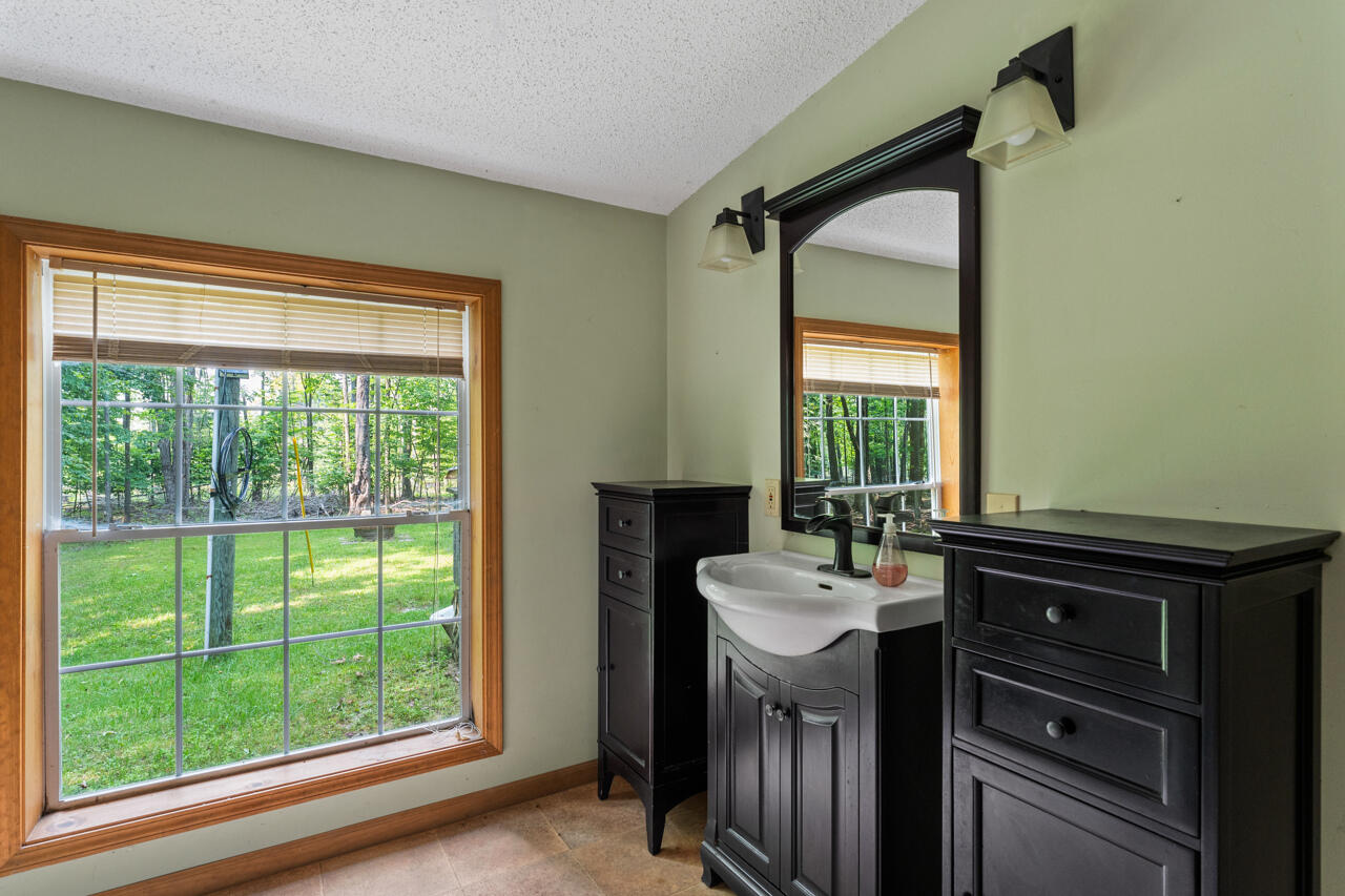 21100 Kiracofe Avenue