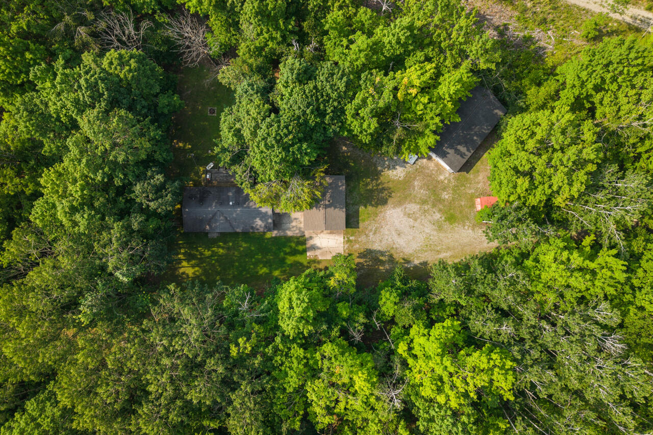 21100 Kiracofe Avenue