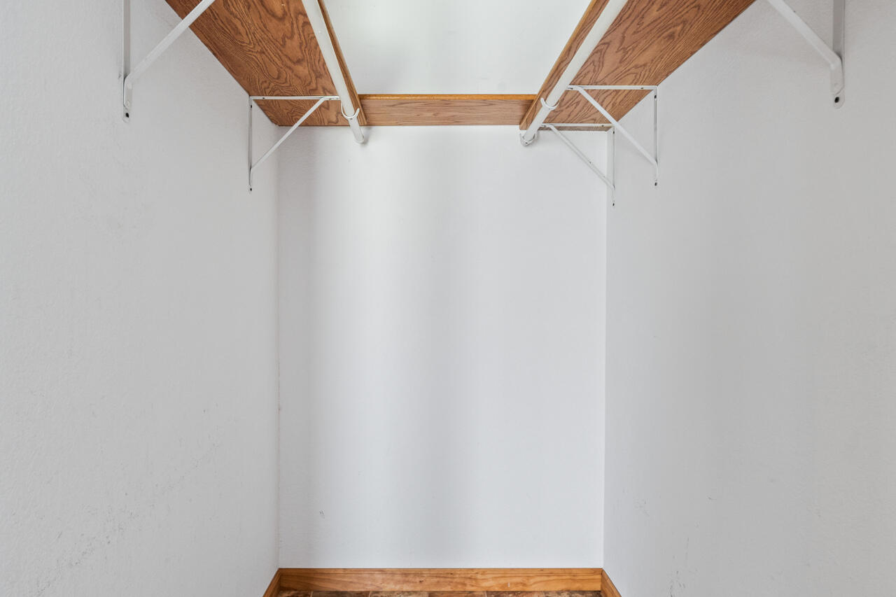 21100 Kiracofe Avenue