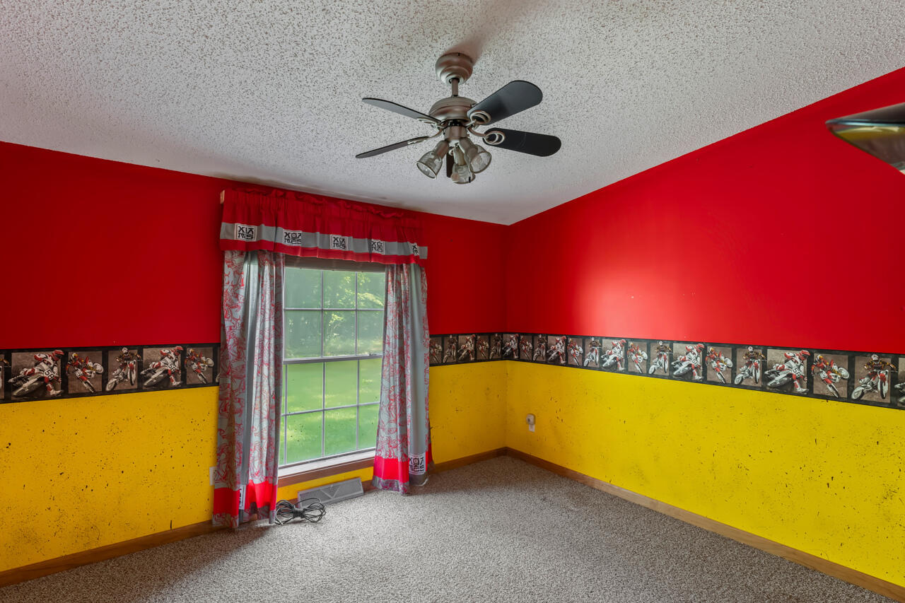 21100 Kiracofe Avenue