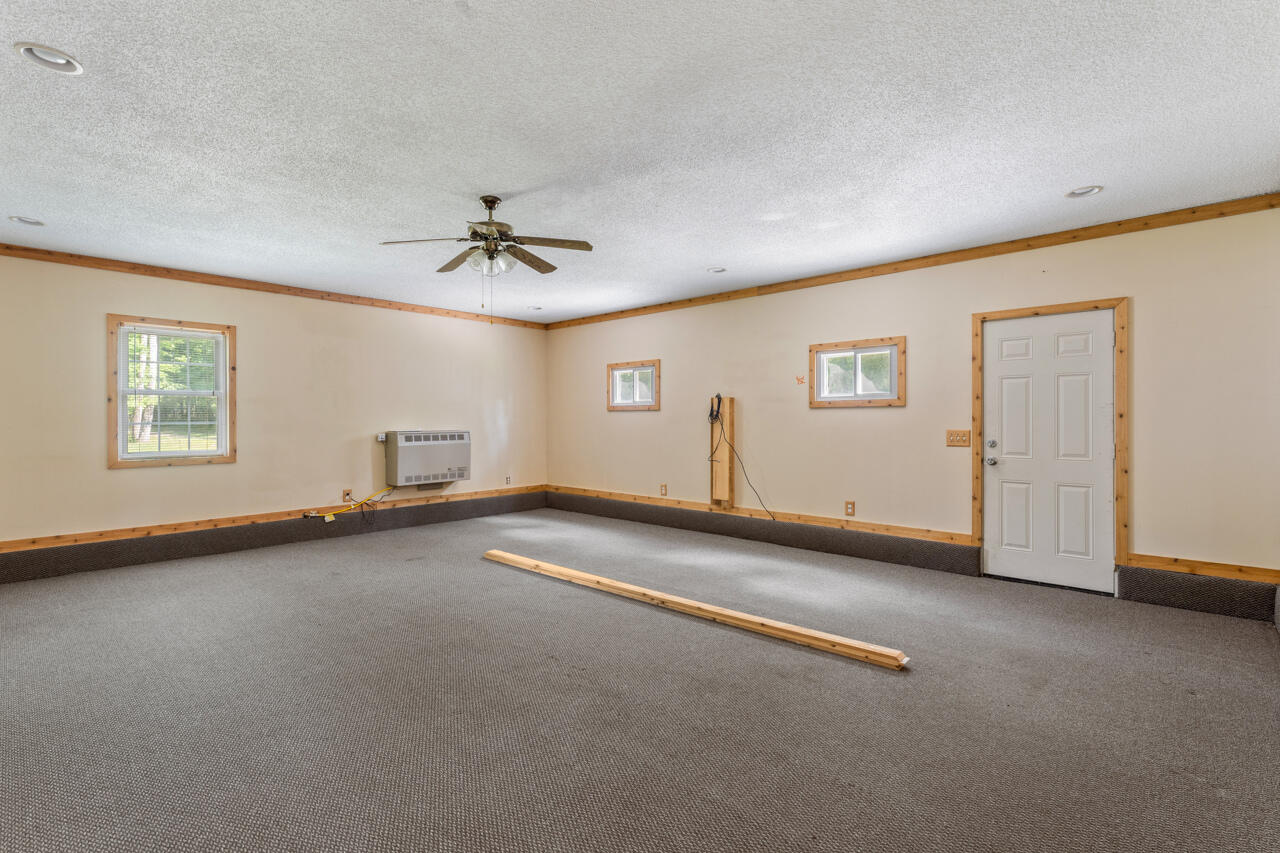 21100 Kiracofe Avenue