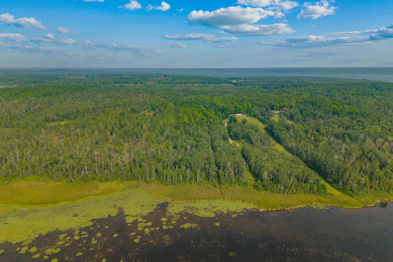 21100 Kiracofe Avenue