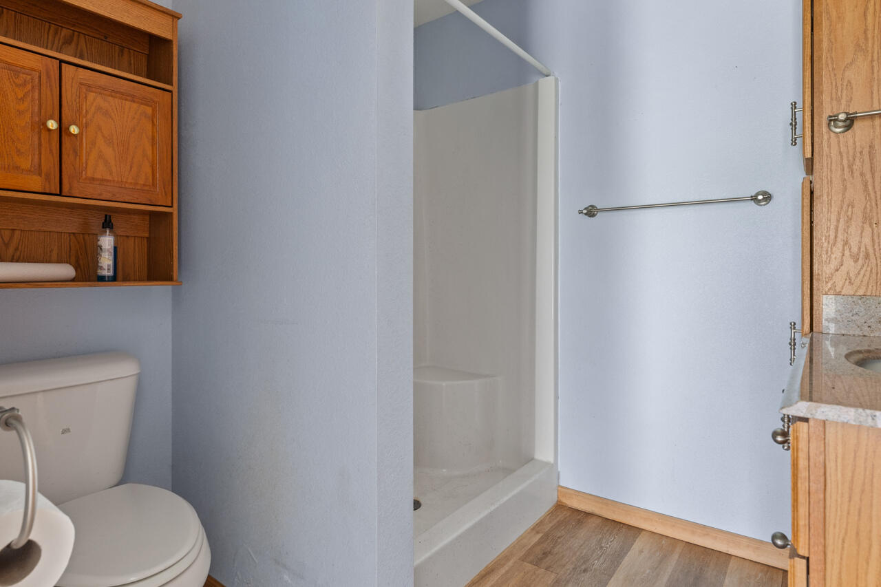 21100 Kiracofe Avenue