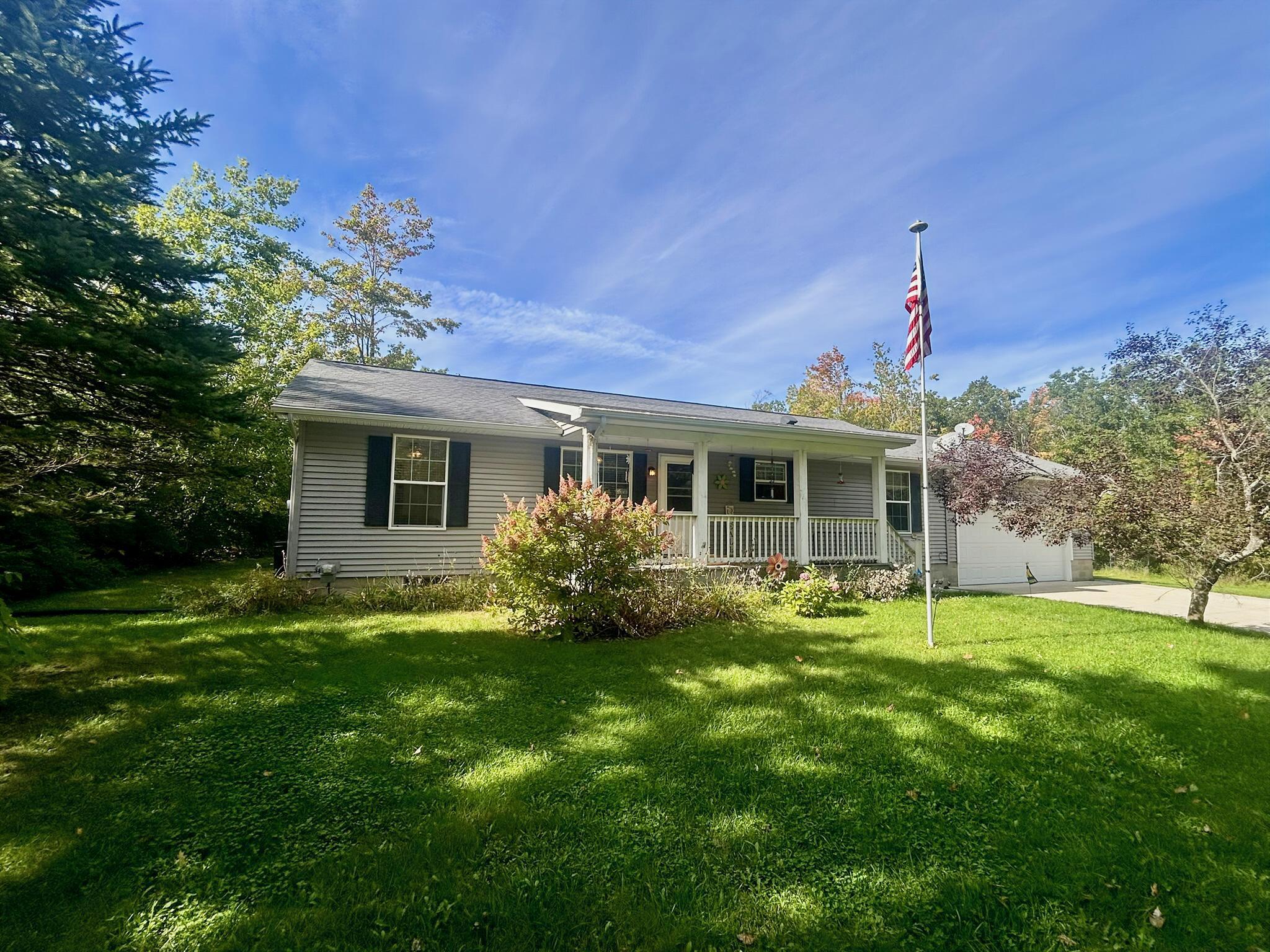 18150 Hardwood Trail