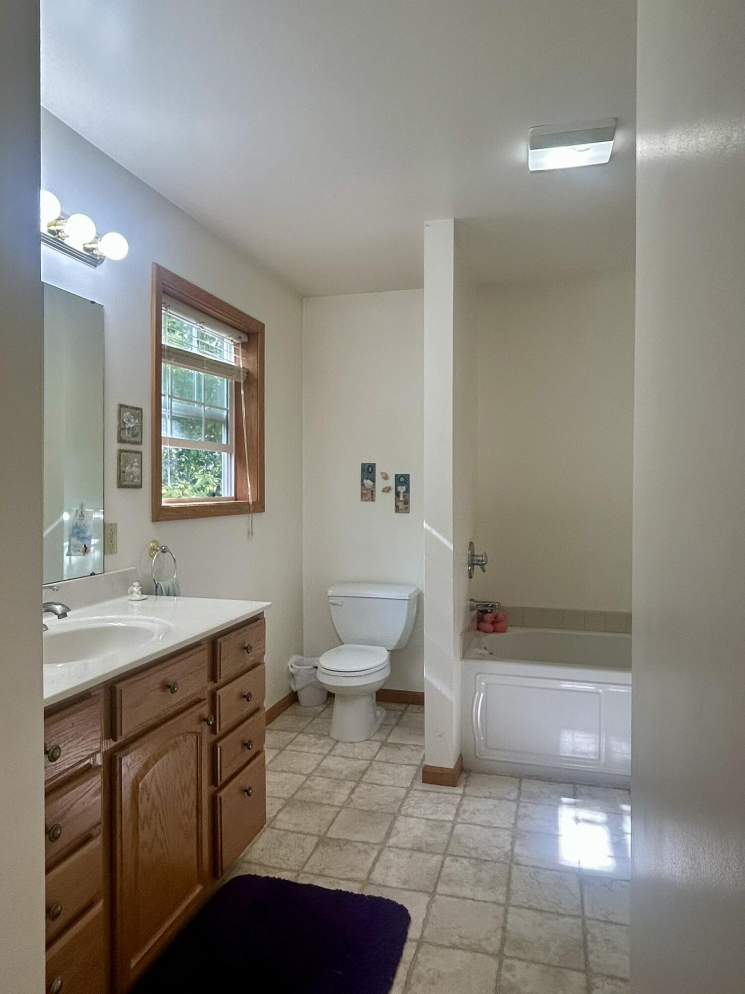 18150 Hardwood Trail