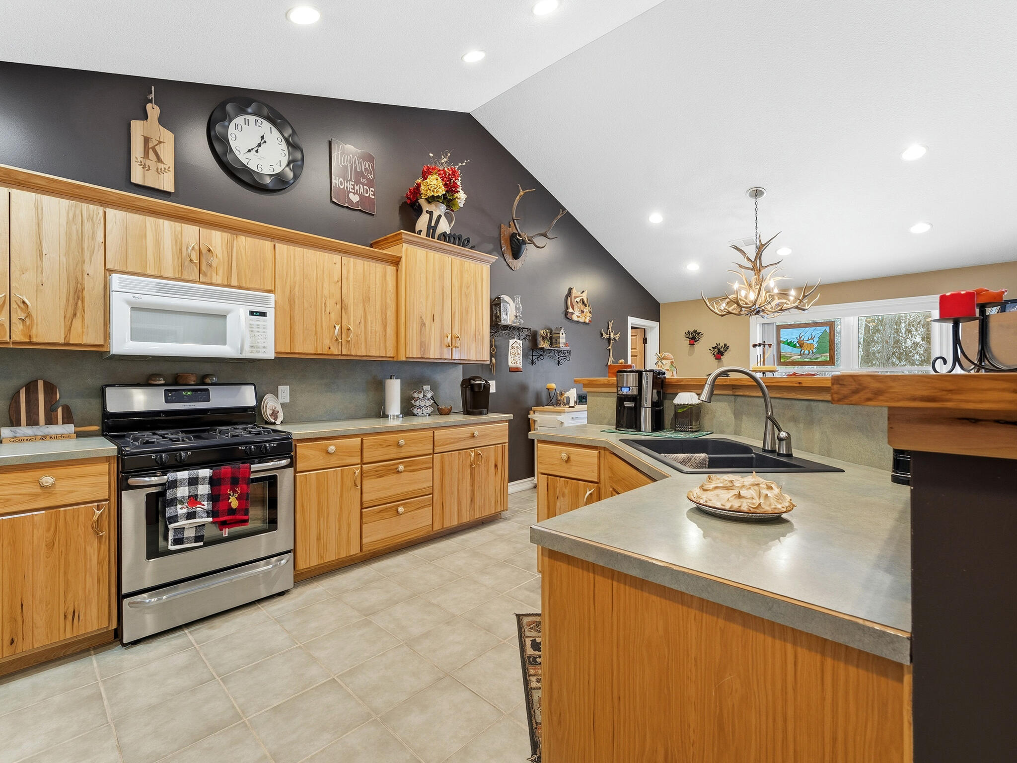 24960 E Riverside Drive