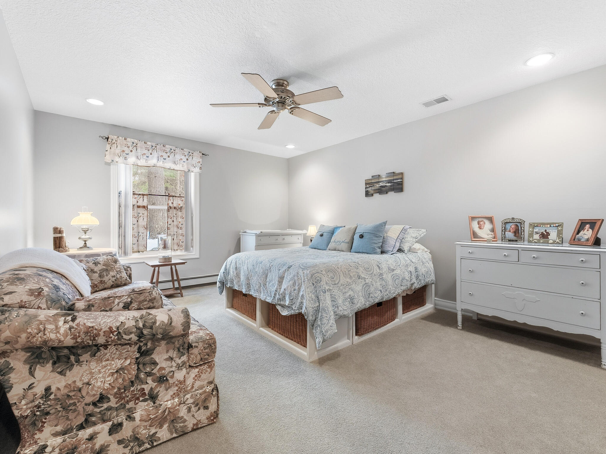 24960 E Riverside Drive