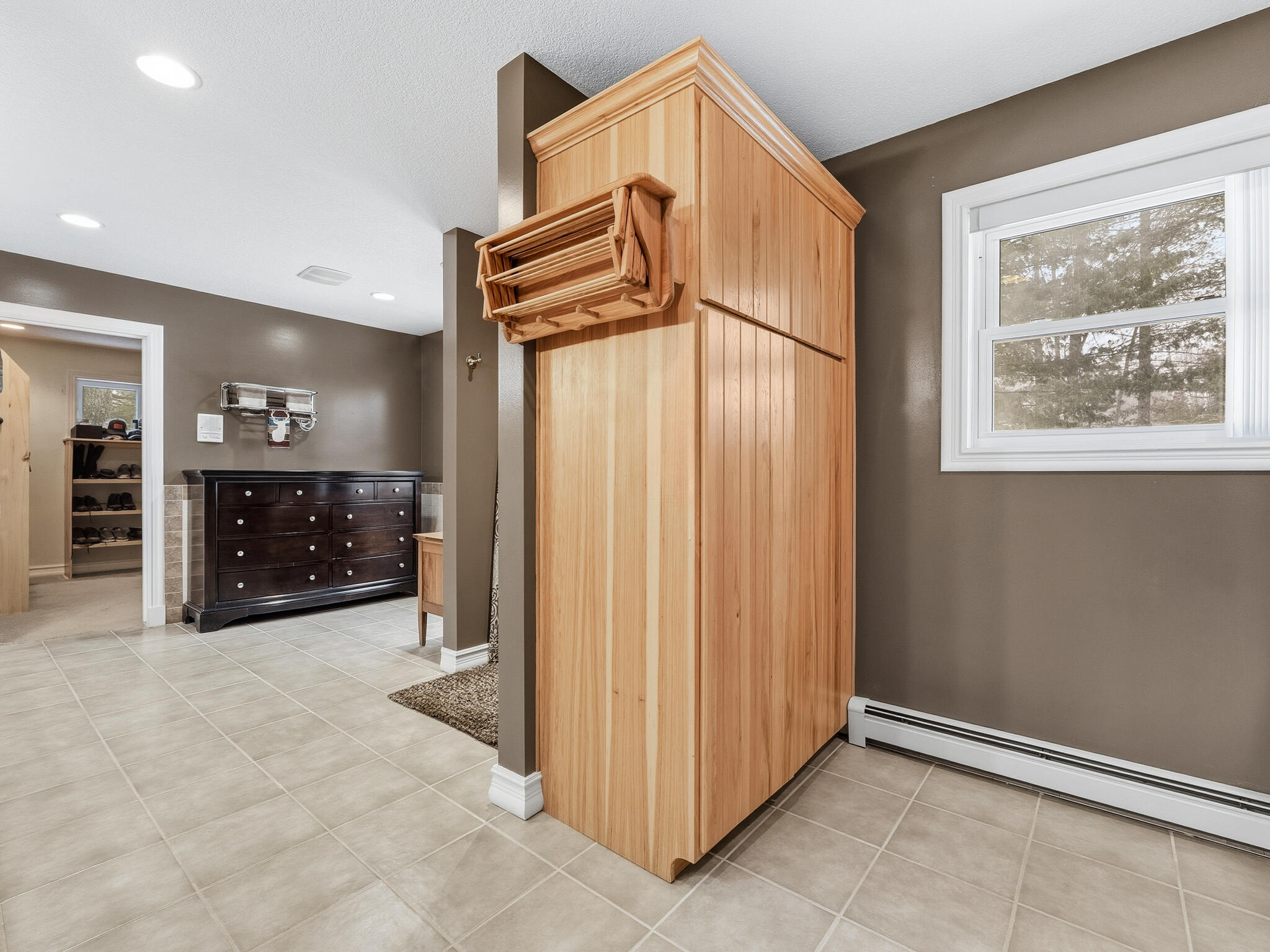 24960 E Riverside Drive