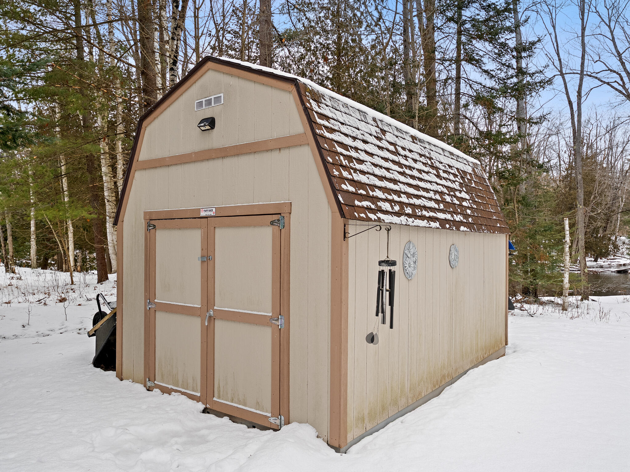 24960 E Riverside Drive