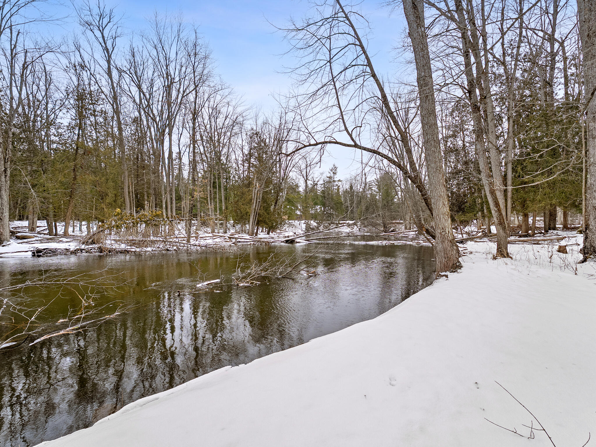 24960 E Riverside Drive