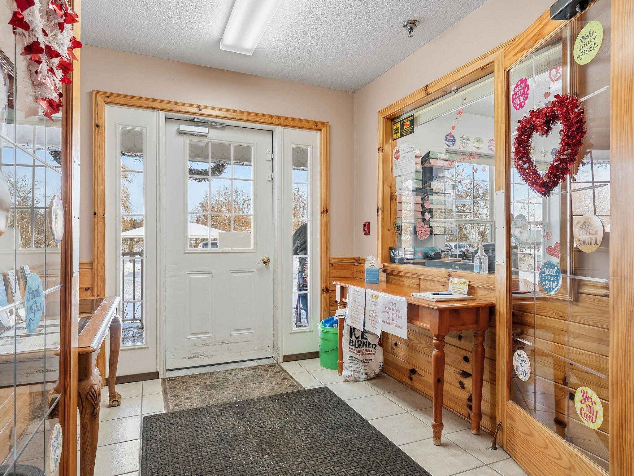 200 N Elizabeth Street