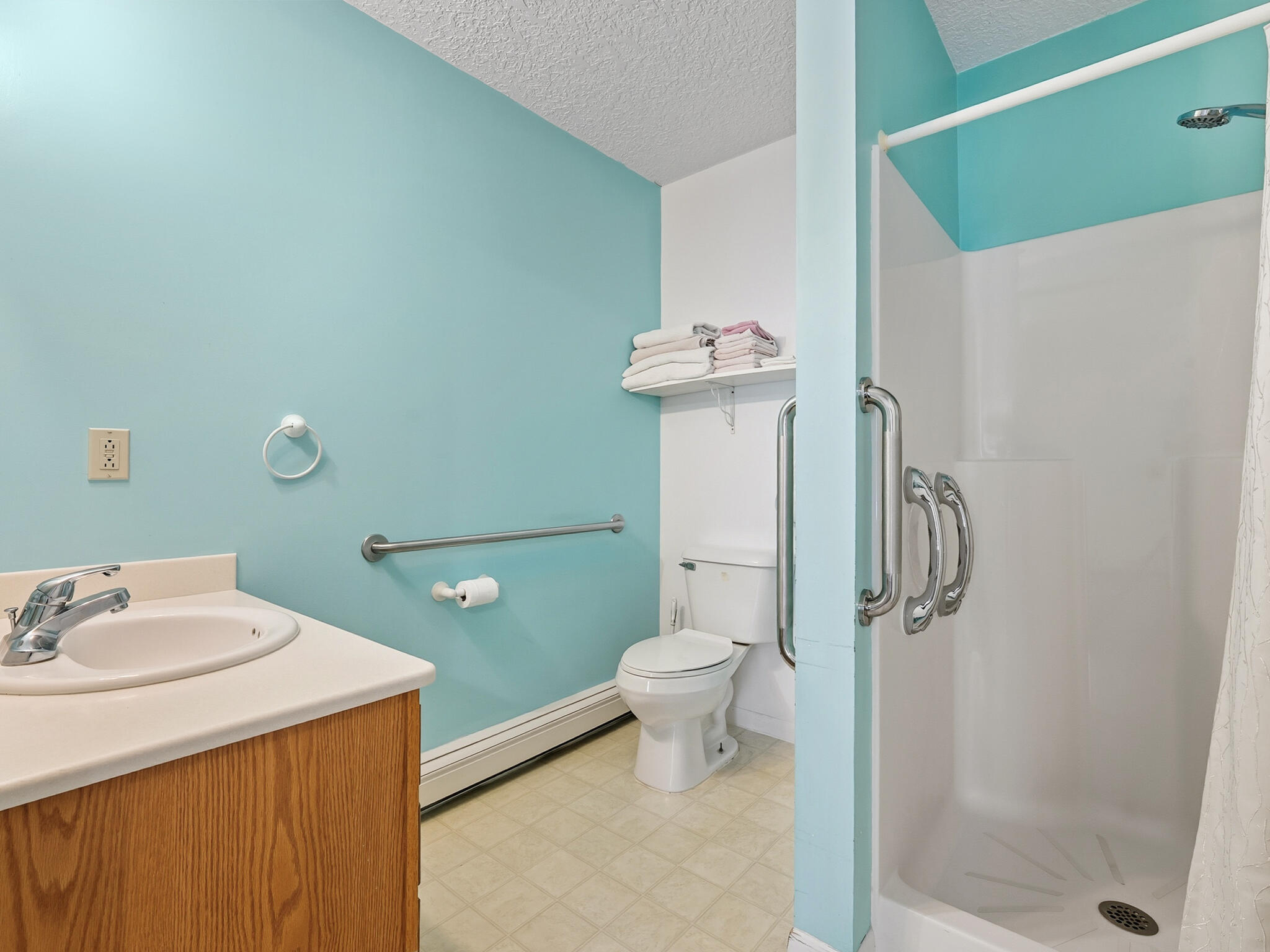 200 N Elizabeth Street