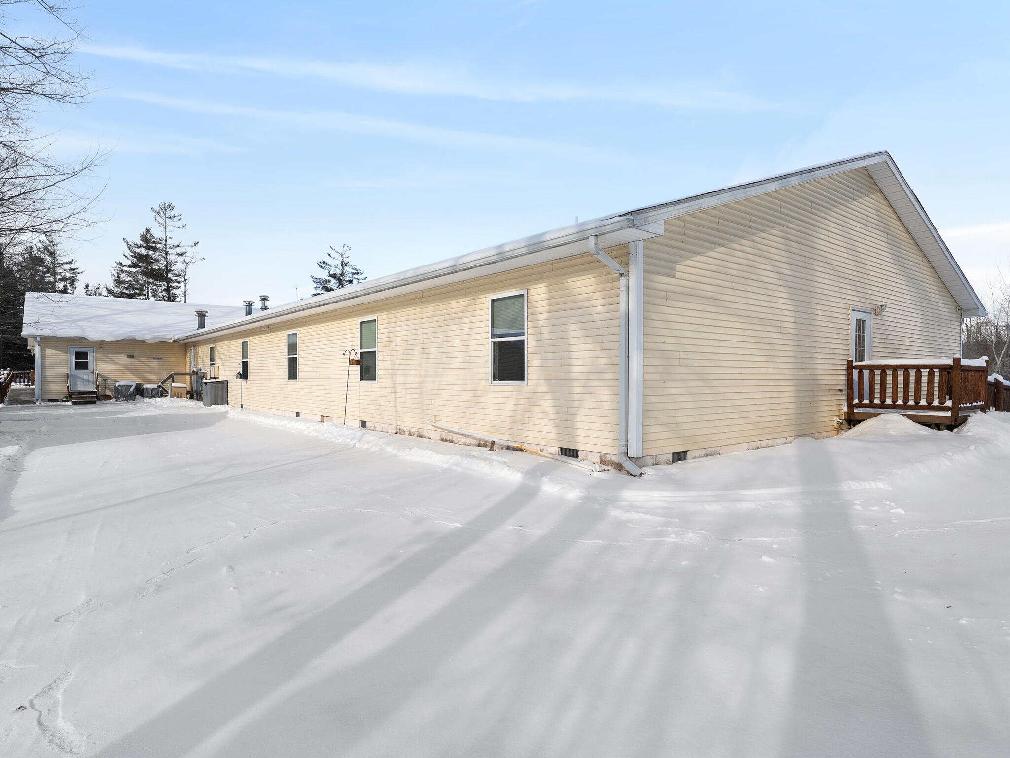 200 N Elizabeth Street