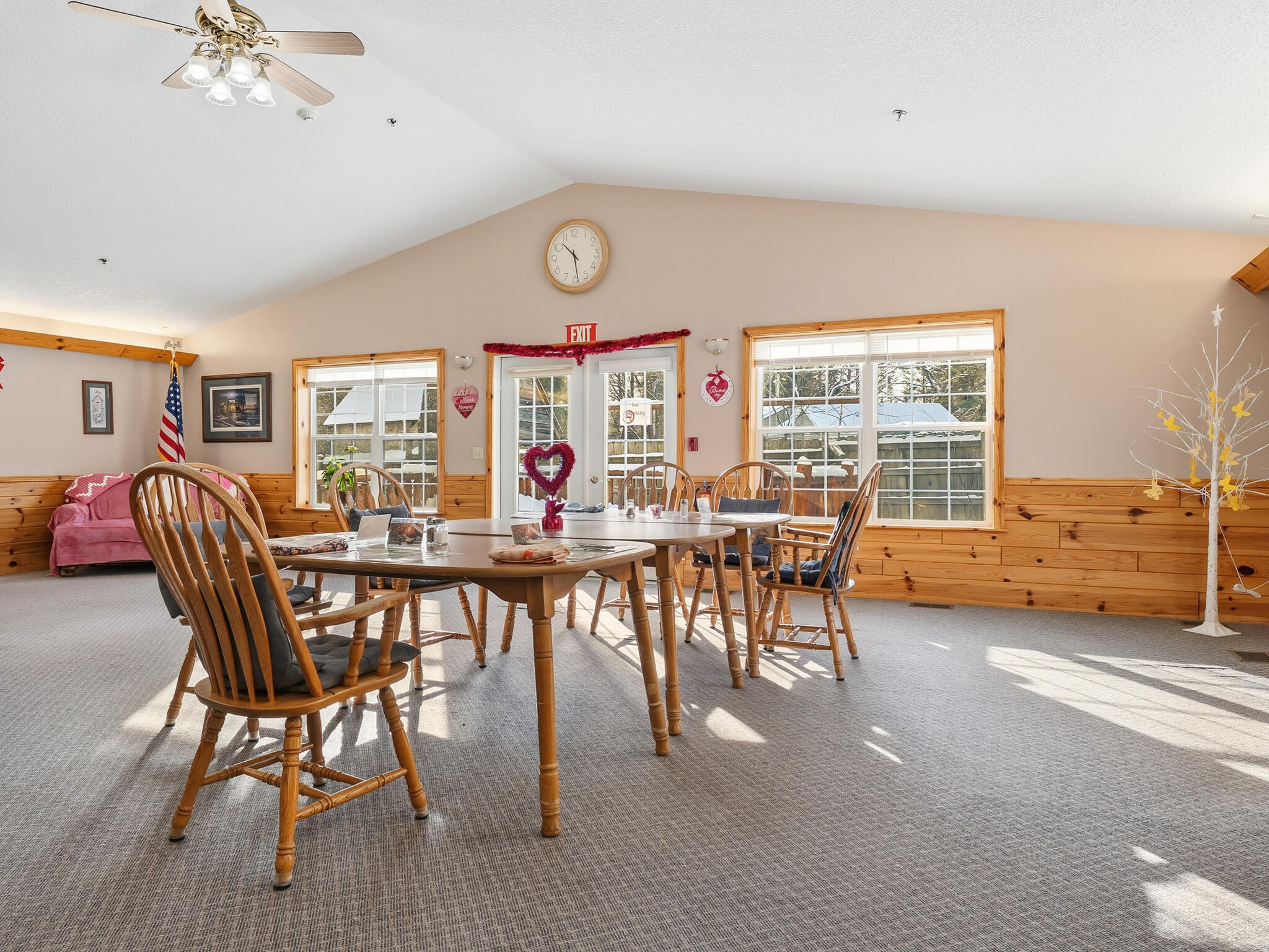 200 N Elizabeth Street