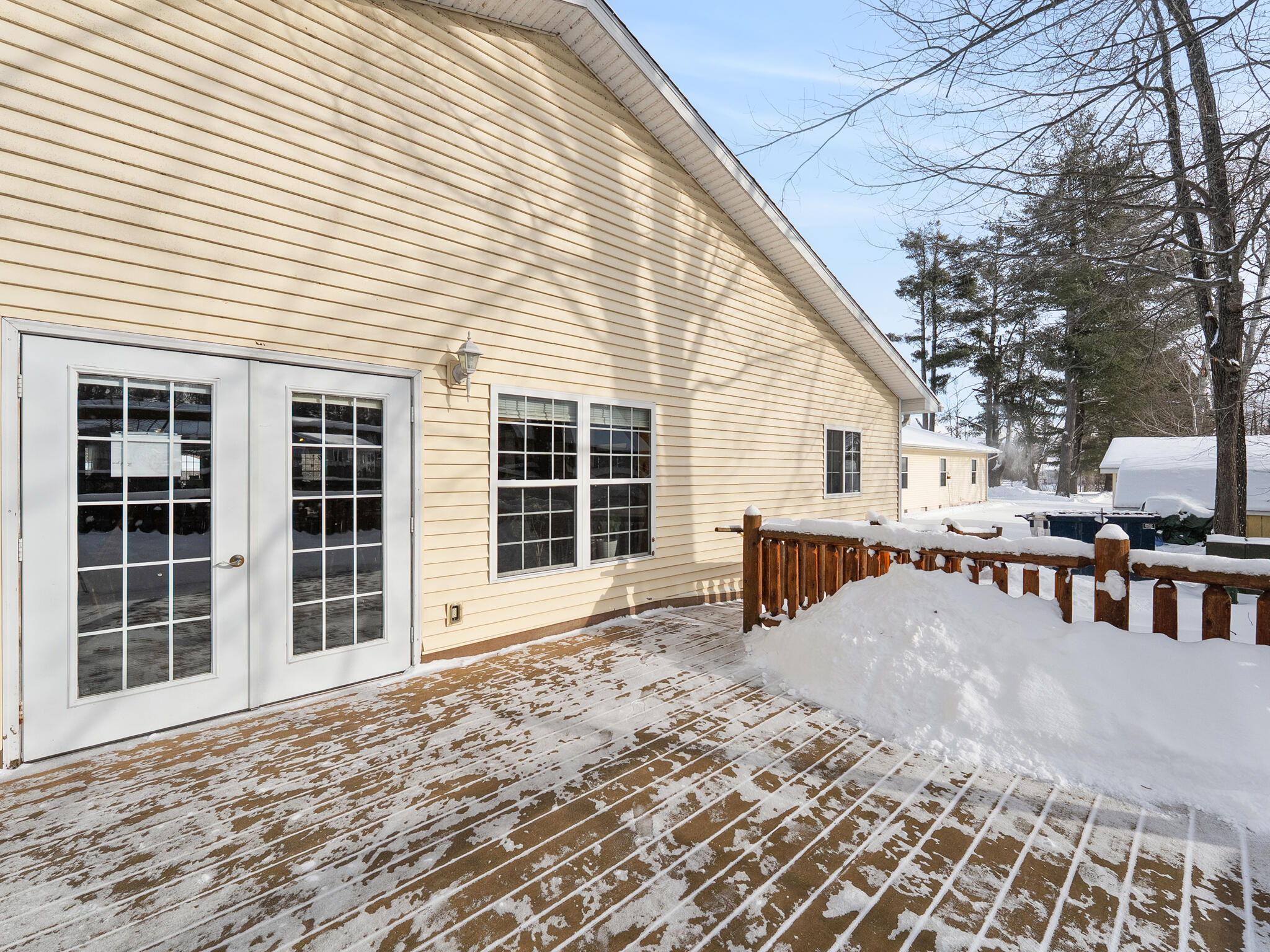 200 N Elizabeth Street