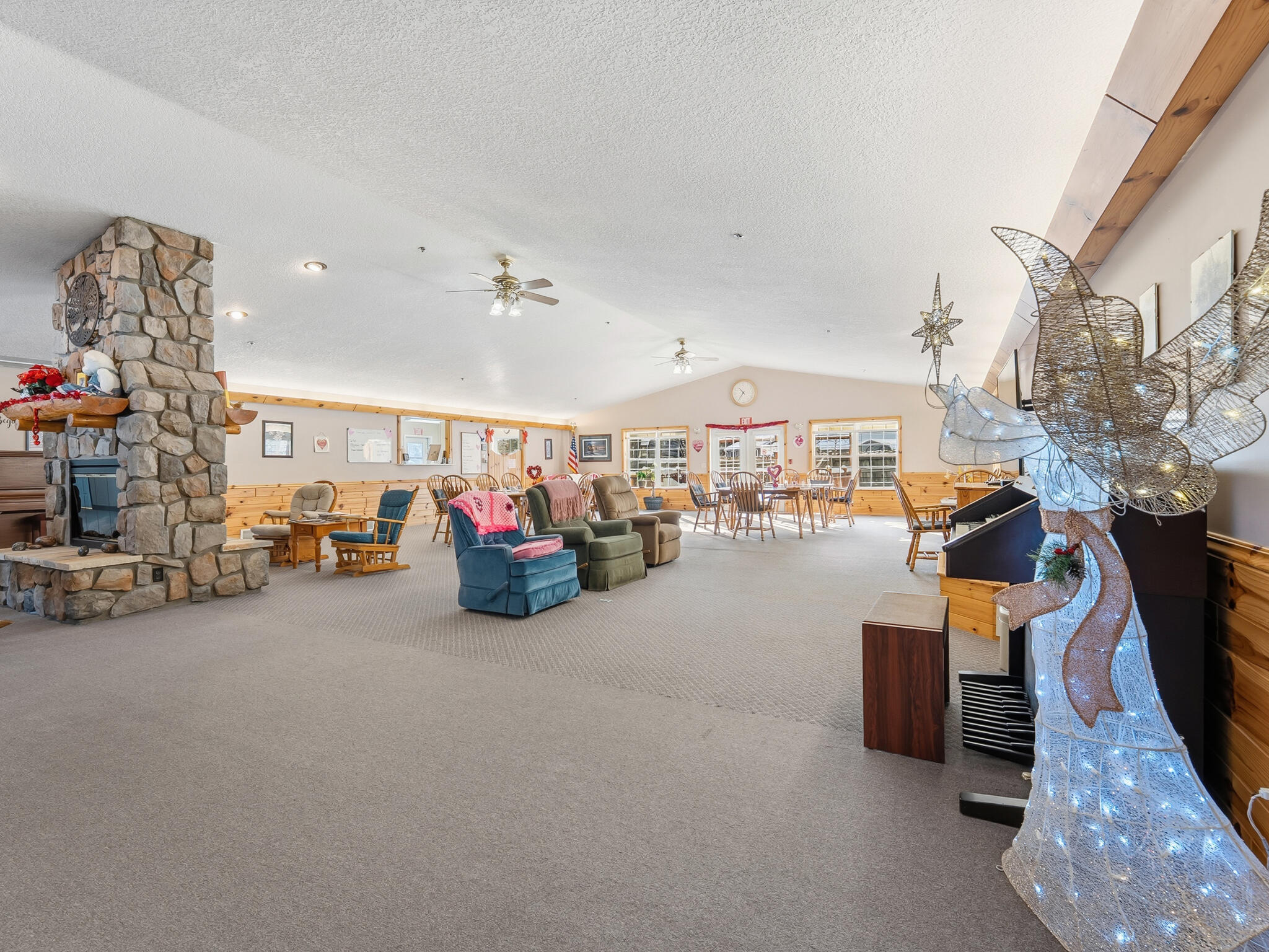 200 N Elizabeth Street