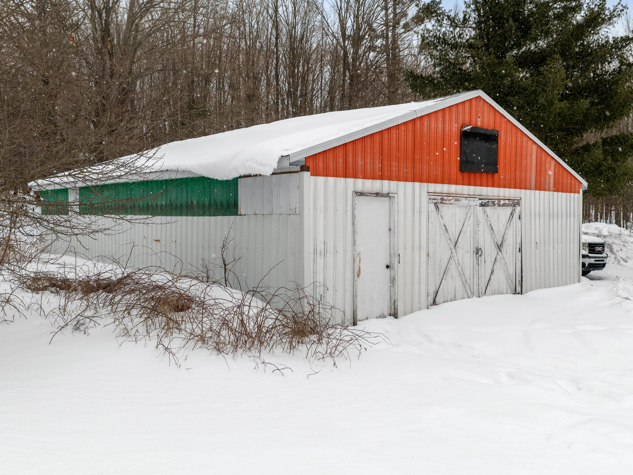 18831 Pleasant Valley Road