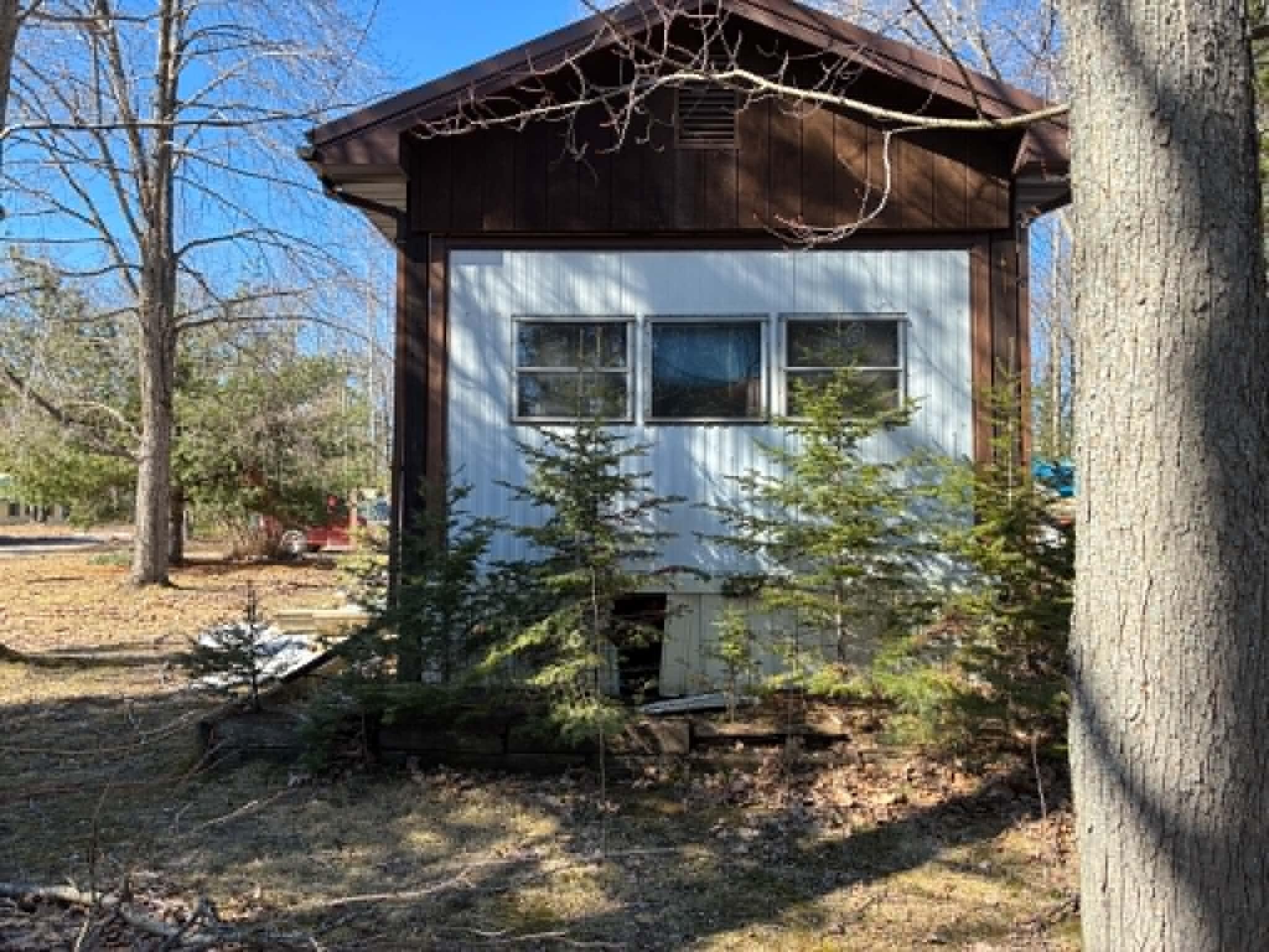 16029 Hiawatha Trail