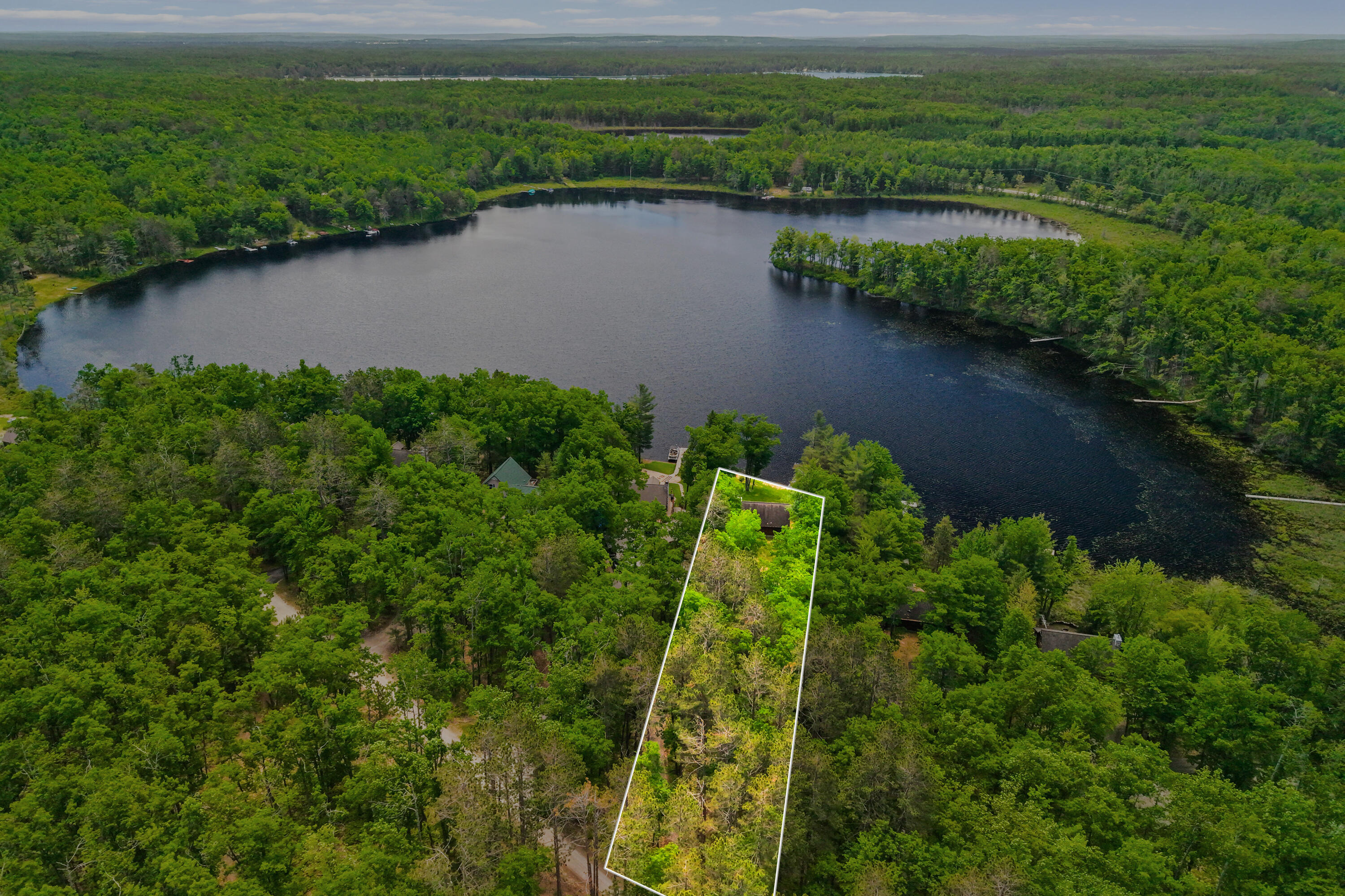 19701 Horseshoe Lake Drive