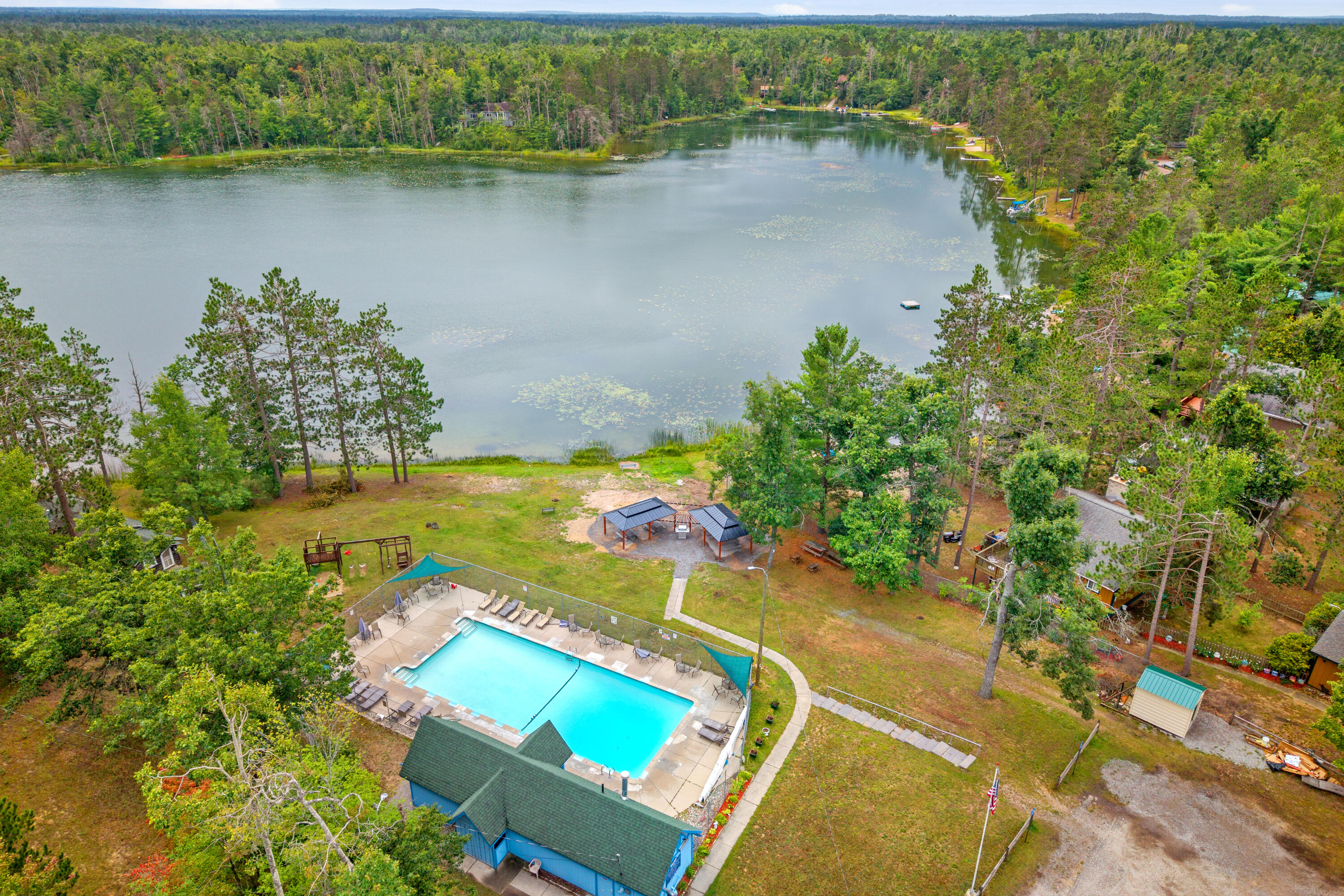 5338 Woodridge Road, 5344