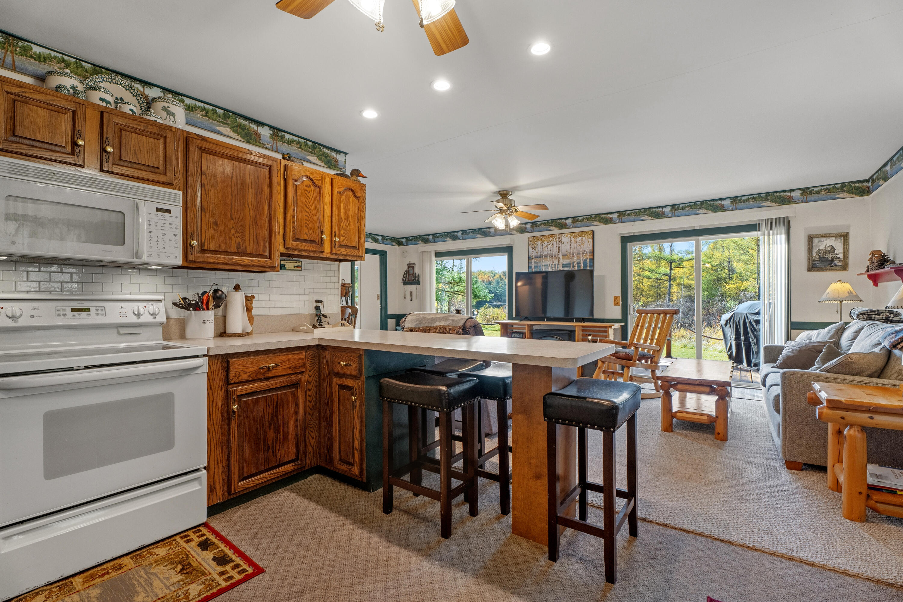 18094 Lakeview Drive