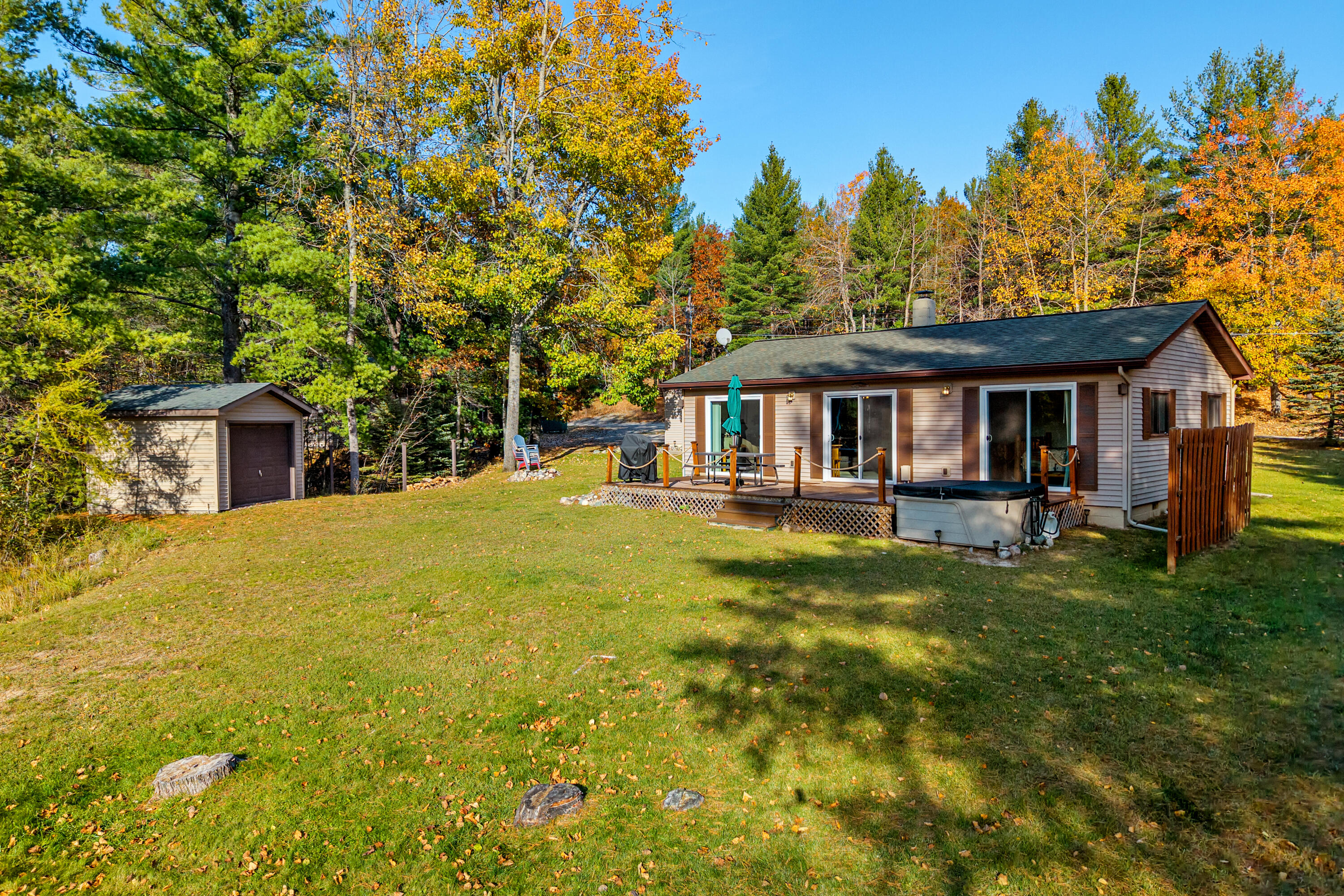 18094 Lakeview Drive