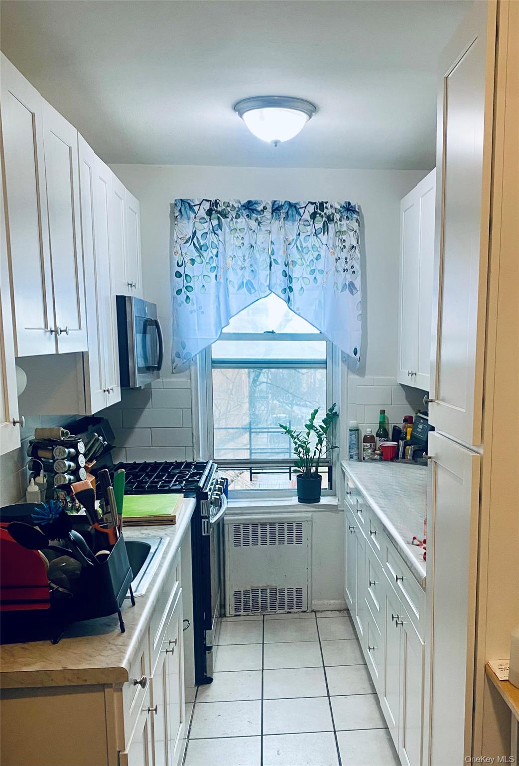 19 Abeel Street Unit: 3J